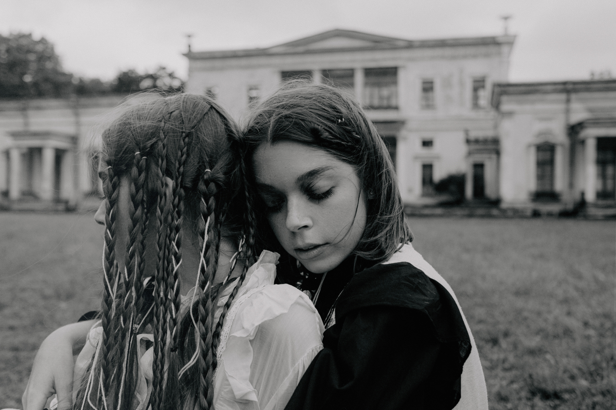 Bonds. Фотограф и Стилист в Санкт-Петербурге Алеся Хомиченок и Игорь Гарин