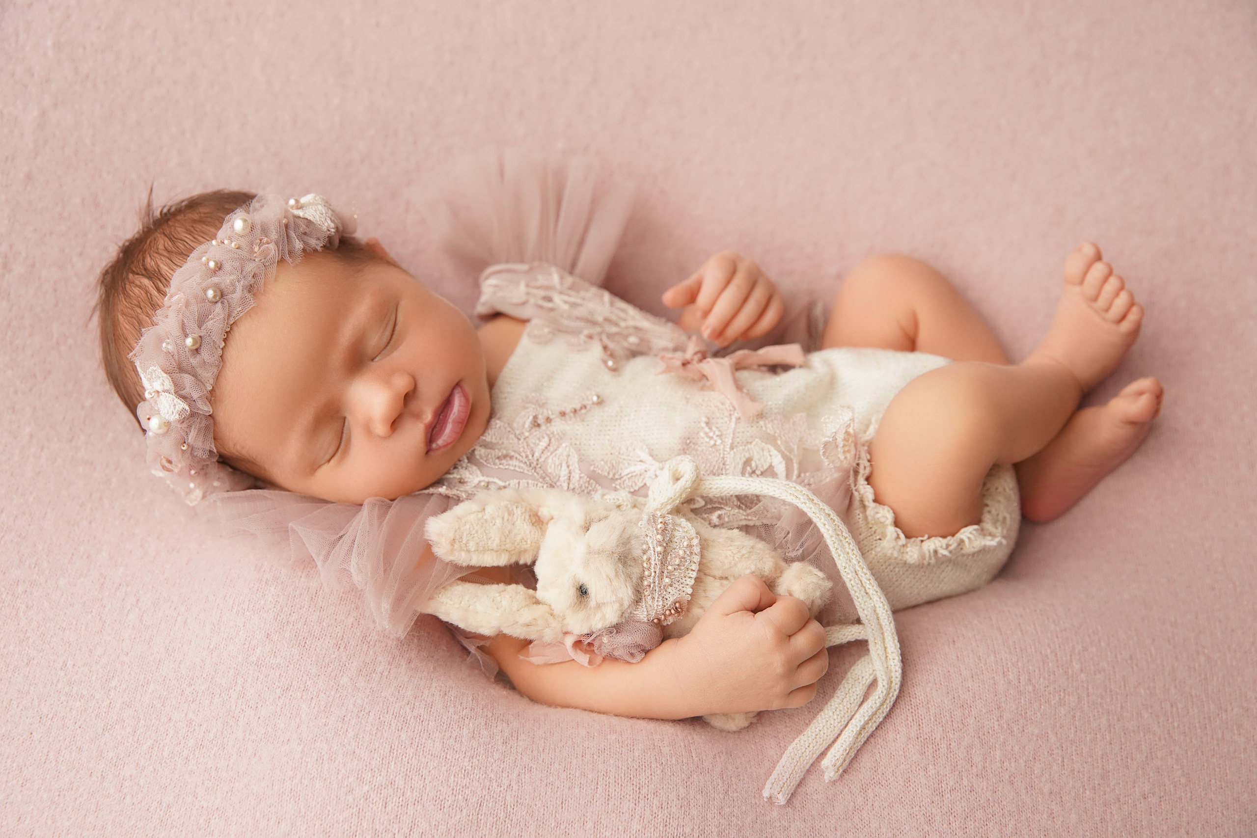 Девочки. Фотограф новорожденных. Семейный и детский фотограф в городе Сургуте