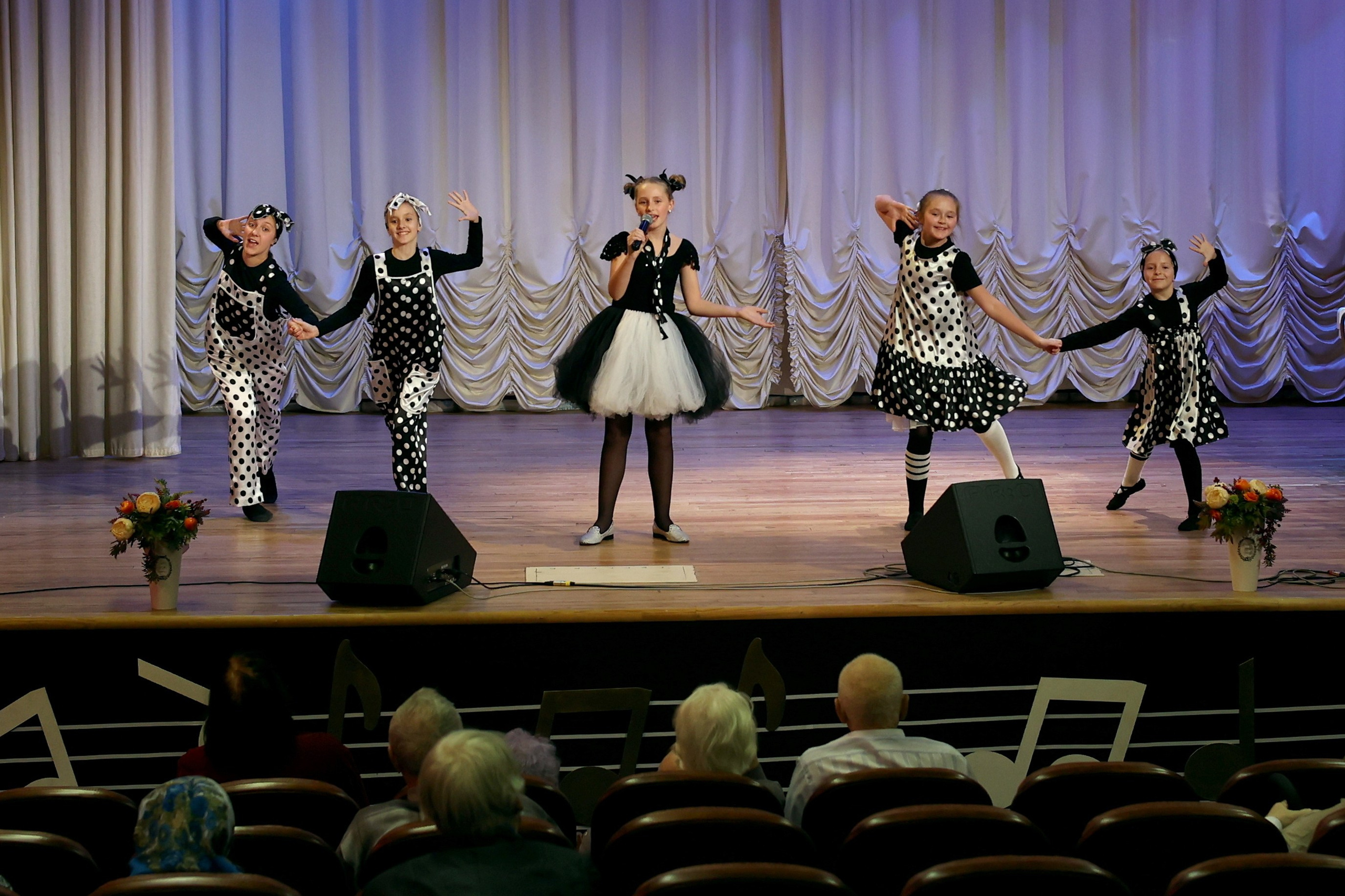 Концерт «От сердца к сердцу» для ветеранов 11.10.2023. Профессиональный фотограф в Москве Алёна Котова