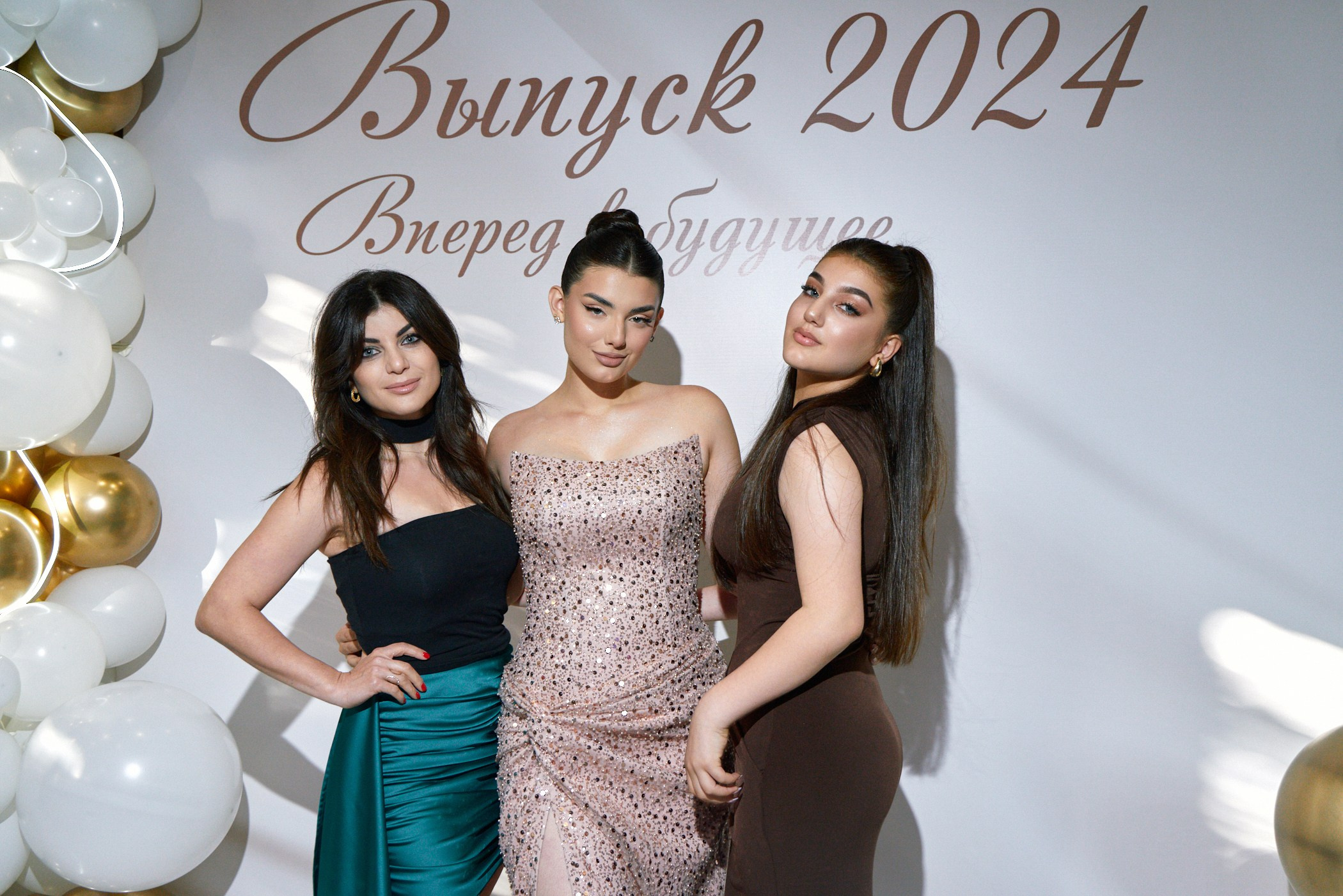 Фоторепортаж выпускного вечера. Профессиональный фотограф в Анапе Артем Ковальский