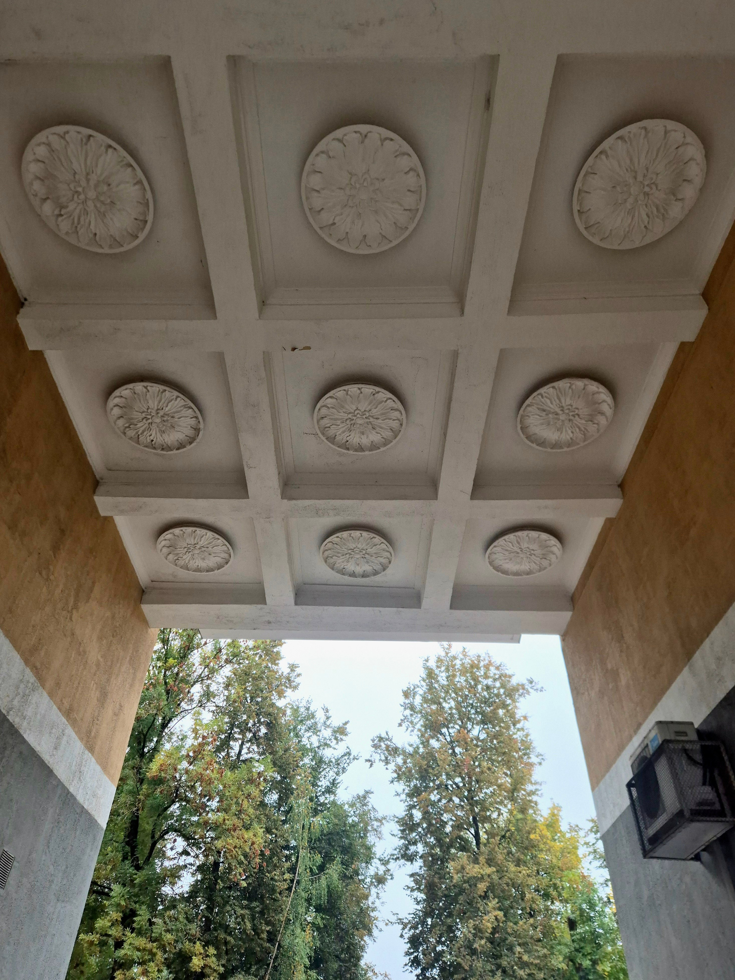 Кессонный потолок