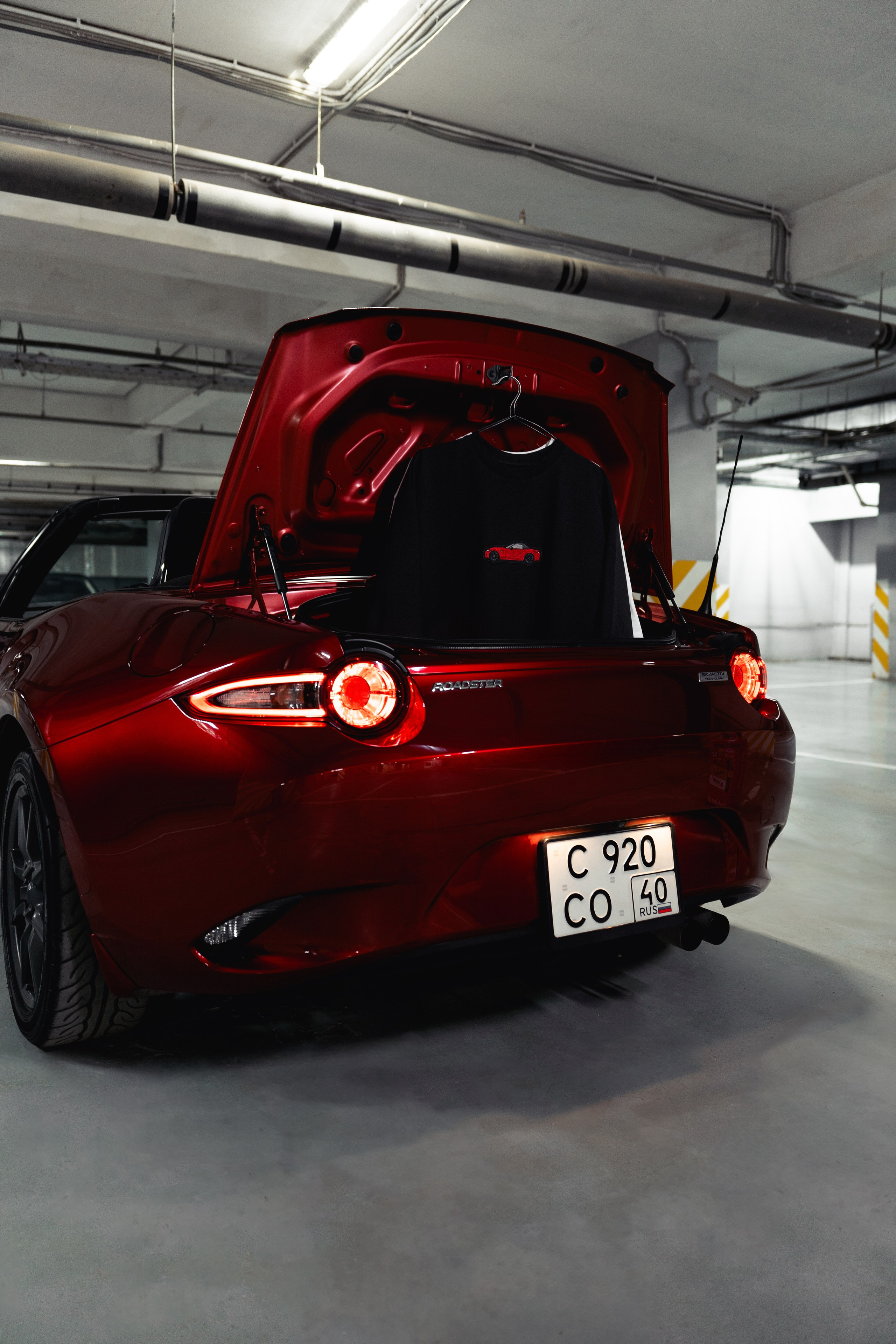 Фотографии футболок Cotton Cars и Mazda MX-5