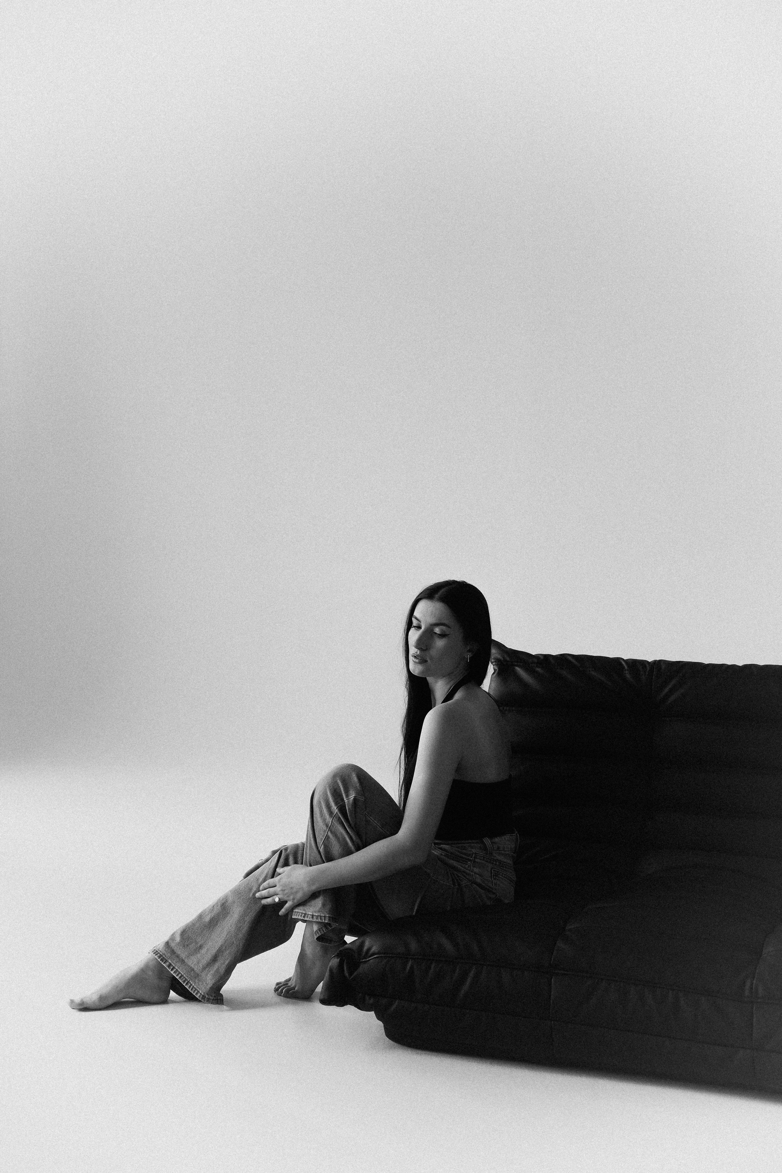 Женский портрет: Алия. Обо мне