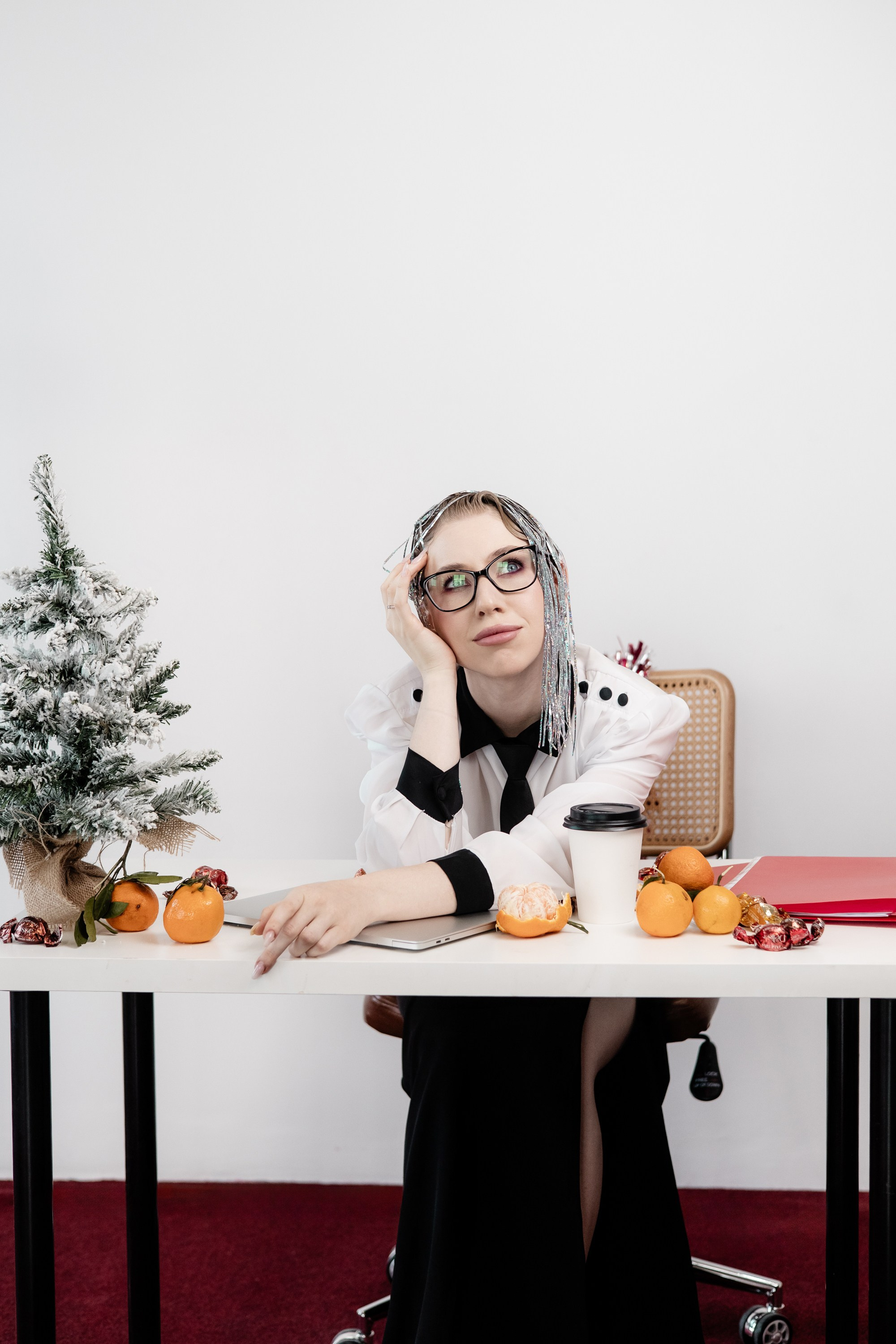 Дарья — new year office core