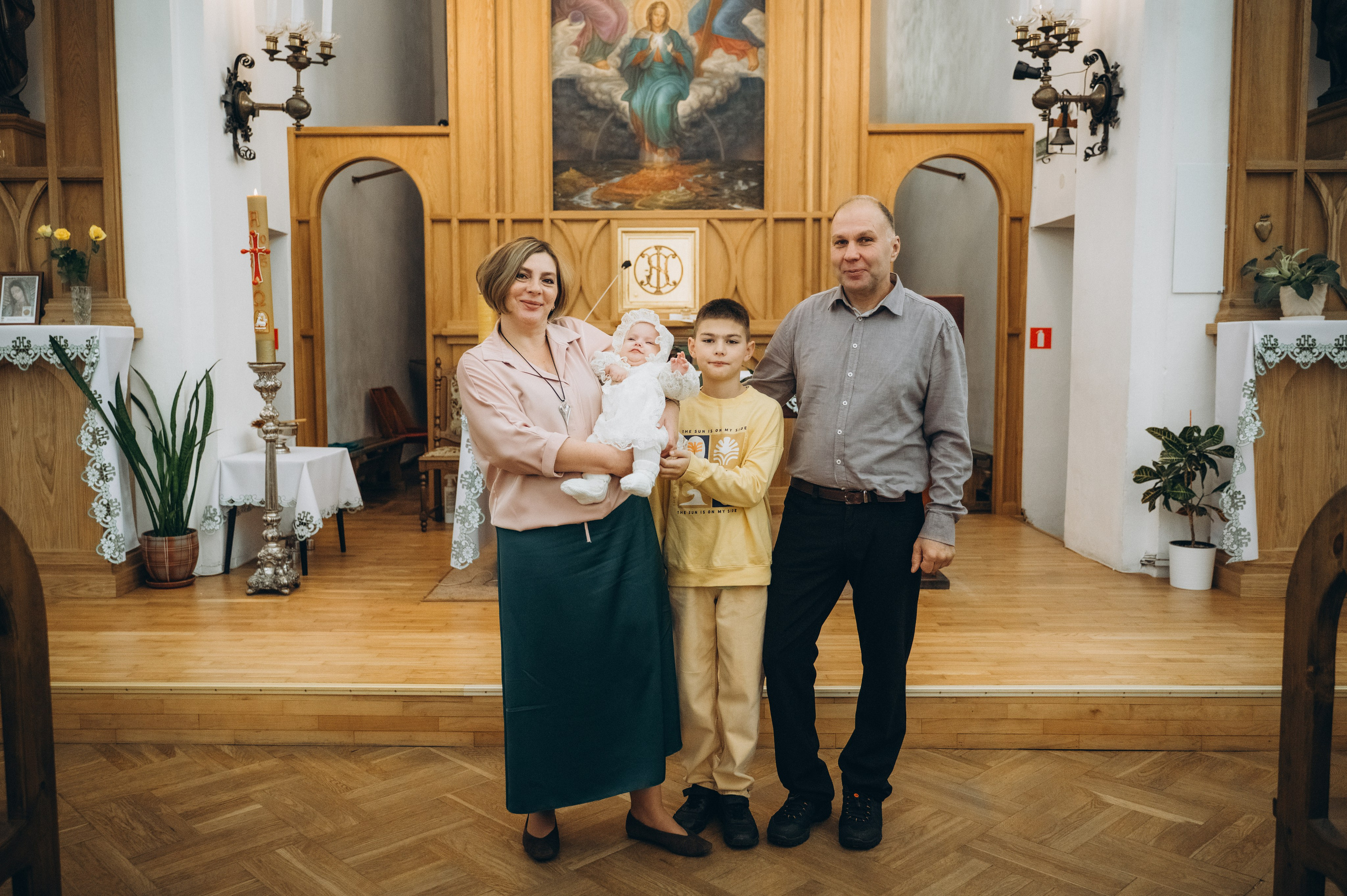 Крещение Эмили (Золотогорский костёл Пресвятой Троицы). Семейный фотограф в Минске Дарья Дреко