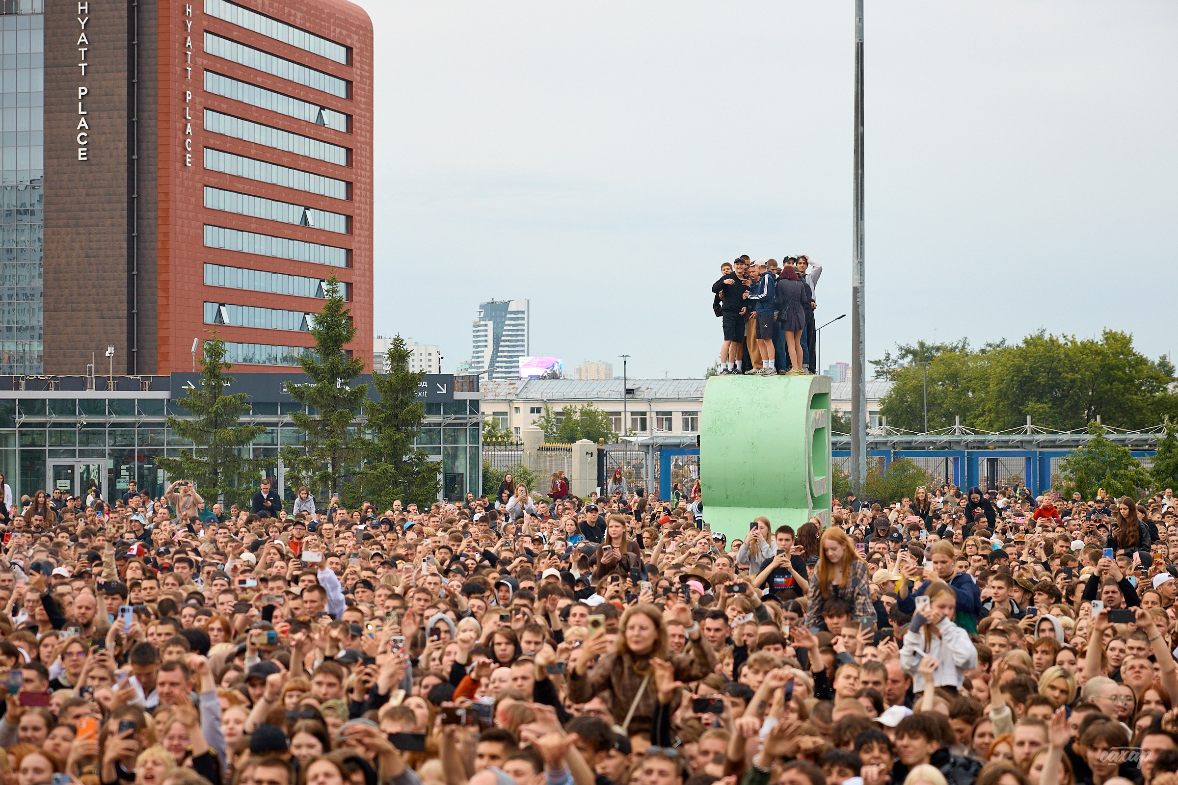 Ак-47, Витя АК. Профессиональный фотограф в Екатеринбурге Юра Сахар