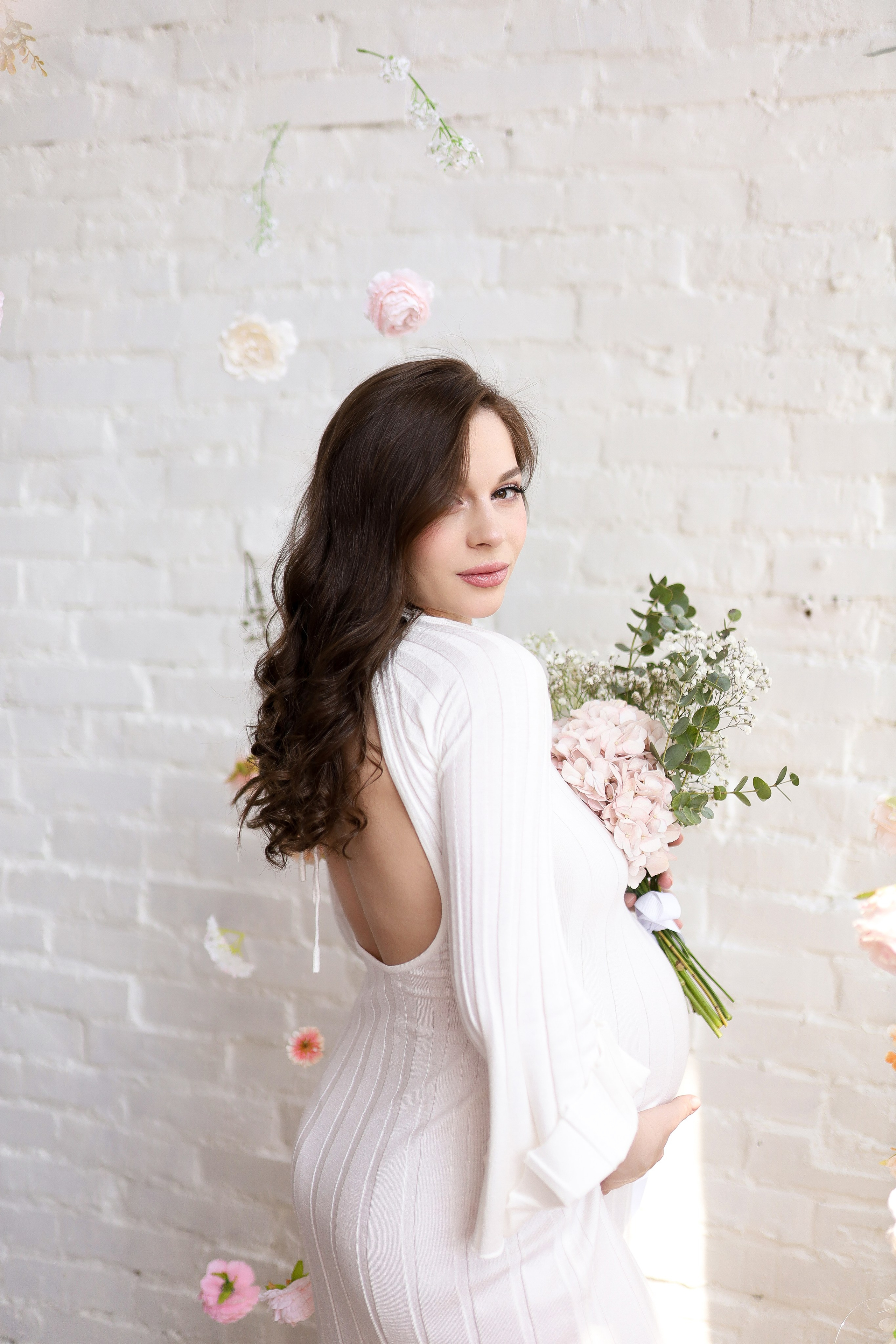 Елена в ожидании. ФОТОГРАФ ХАБАРОВСК АНАСТАСИЯ РАЧЕНКОВА