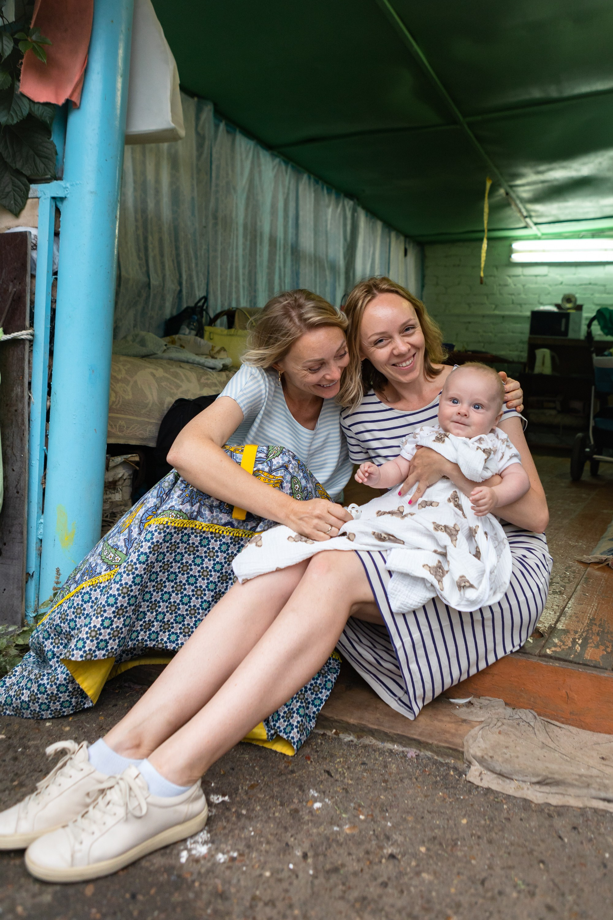 Семейная фотосессия на даче. Фотограф в Оренбурге. Профессиональный фотограф