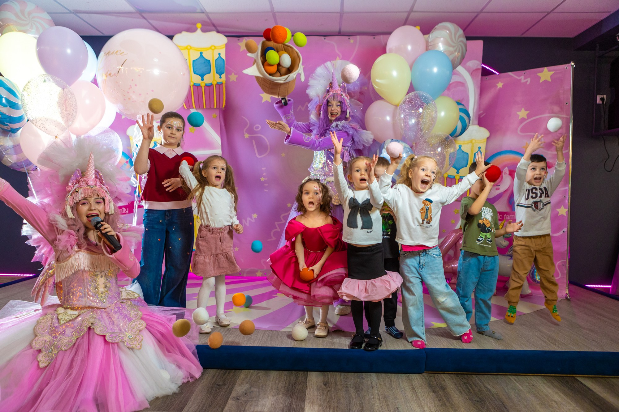 День Рождения Ксюши в Happy Land. Фотограф в Оренбурге. Профессиональный фотограф