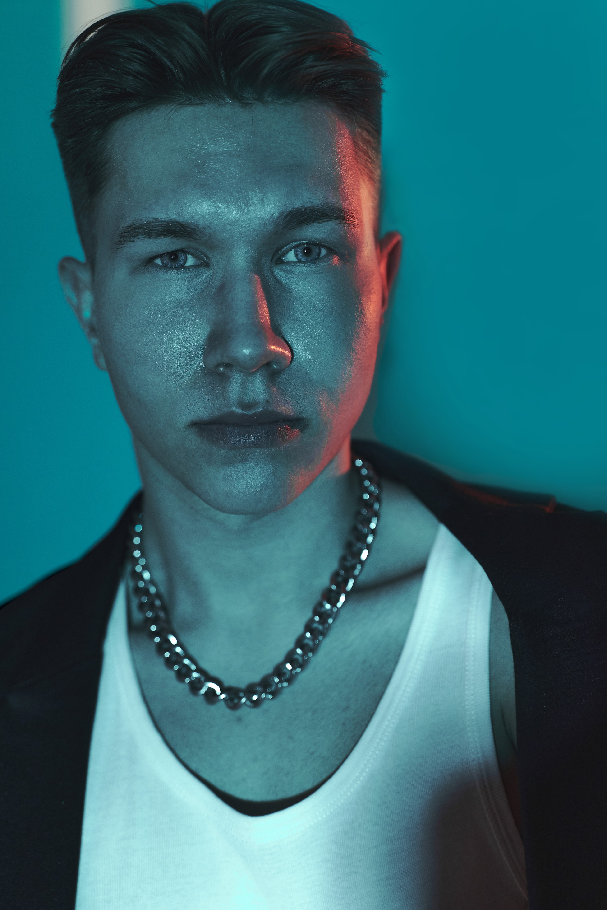 Дима. Фотограф в Москве Евгений Горбатов — портреты, семьи, love story, мероприятия, предметная и интерьерная съёмка