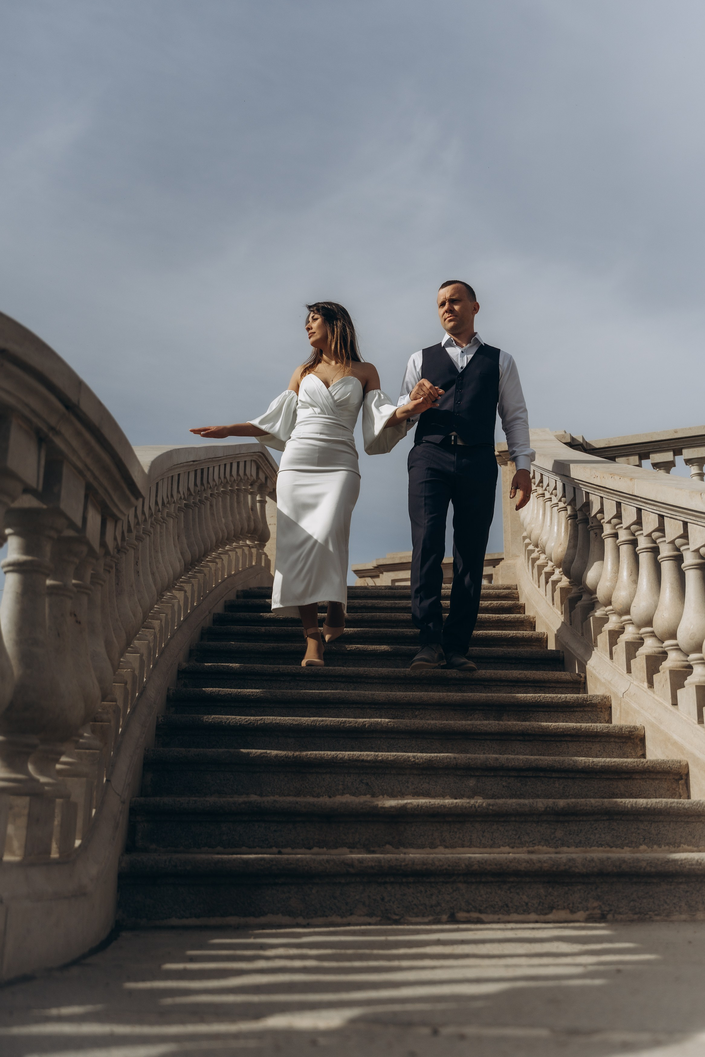 Красивые места для свадебной фотосессии летом в Санкт-Петербурге. Свадебный фотограф Александр Невский в Санкт-Петербурге