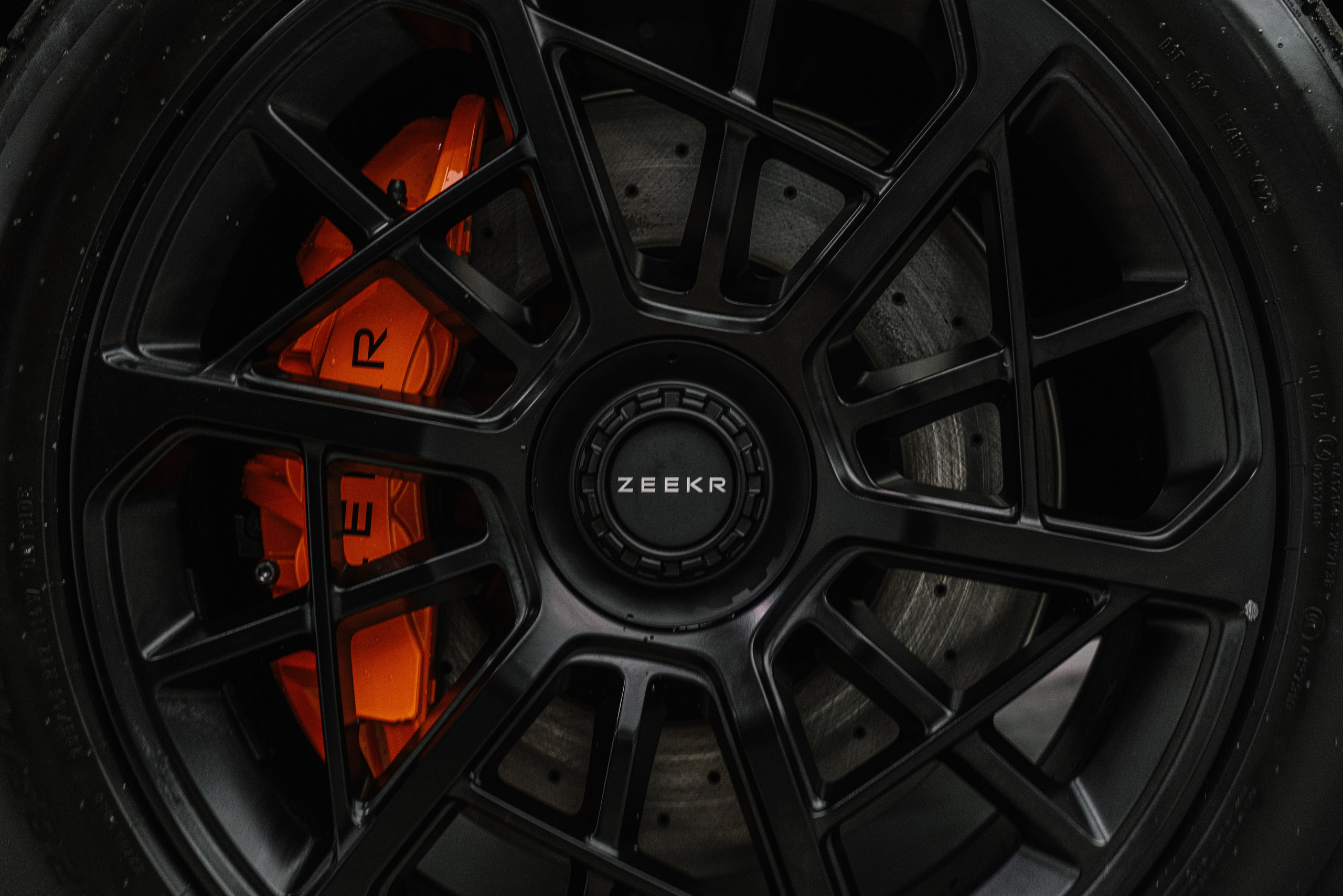 ZEEKR 9X. Фотограф Рома М