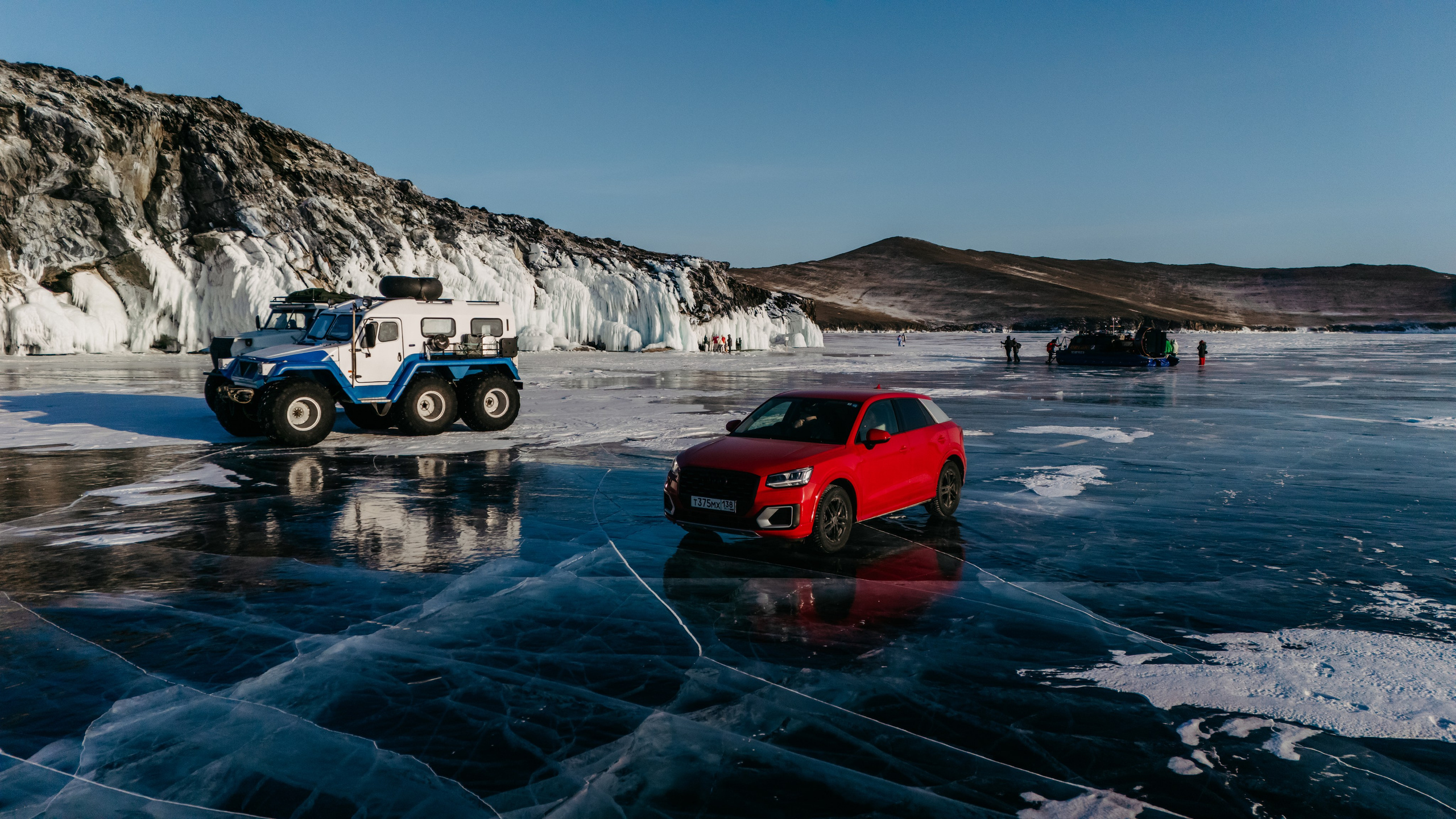 Audi Q2. Фотограф, видеограф и пилот дрона на Байкале