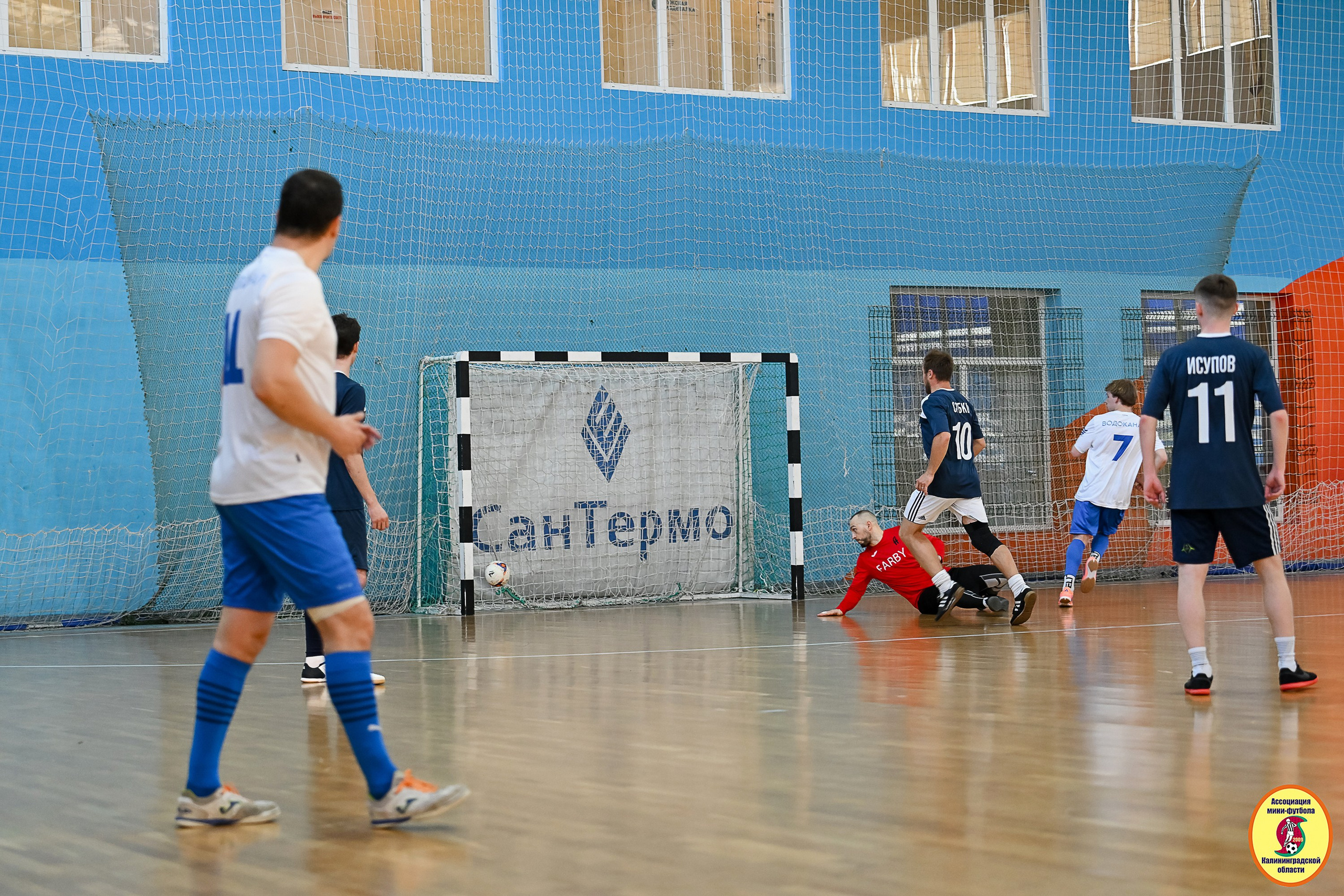 Корпоративная Бизнес Лига по футзалу — Весна 2026. VIBECITY.RU Вайб Сити Ру Фоторепортажи Фотоотчеты Калининград