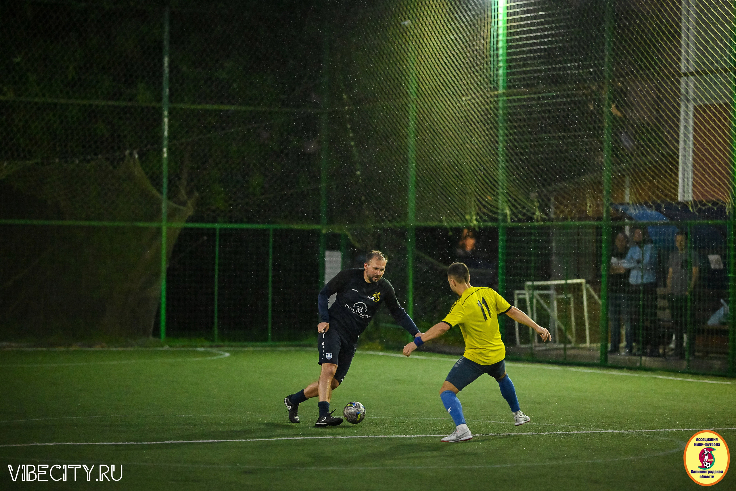 ИГРЫ МИНИ-ФУТБОЛЬНОЙ И КОРПОРАТИВНОЙ ЛИГИ. VIBECITY.RU Вайб Сити Ру Фоторепортажи Фотоотчеты Калининград