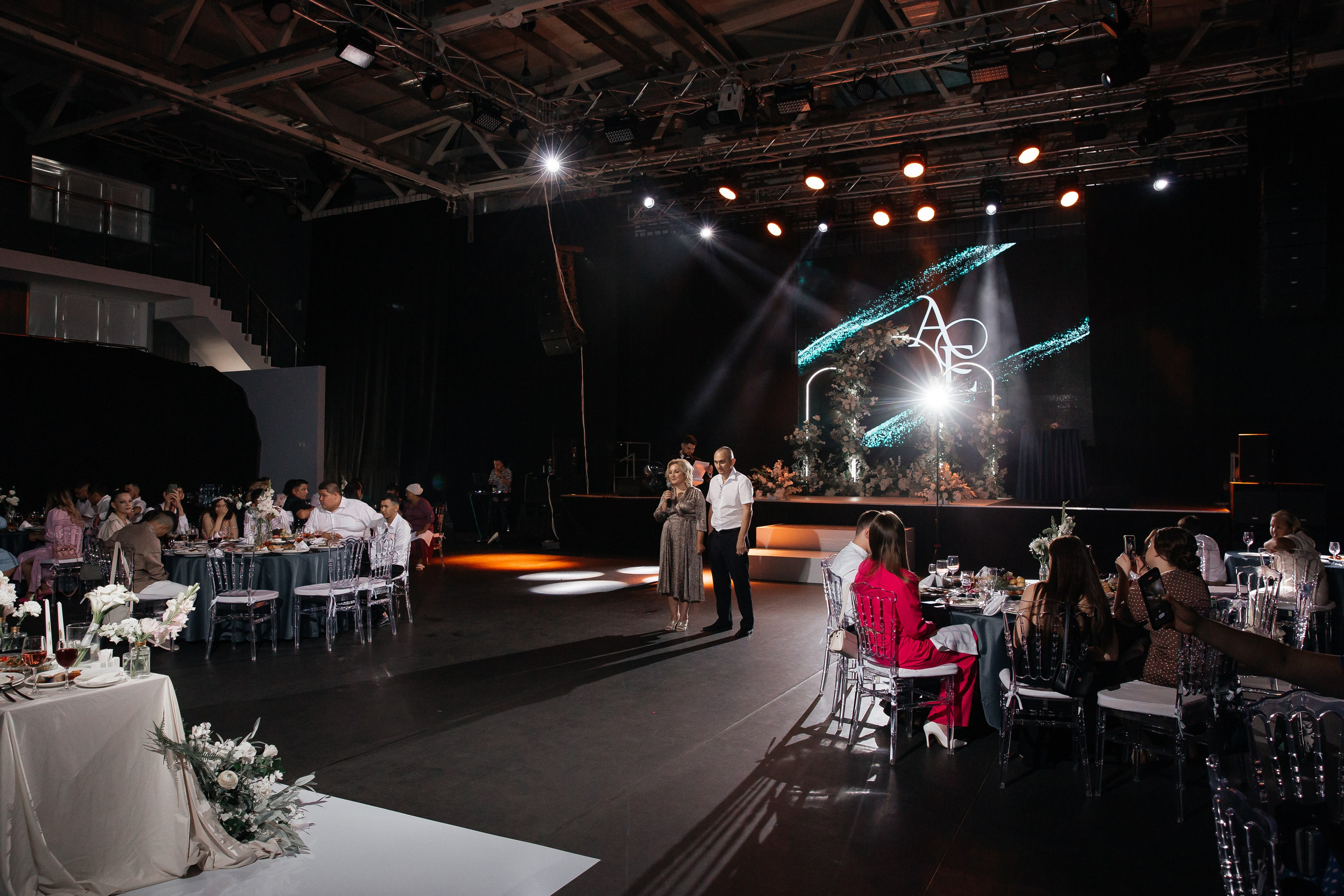 Уютная свадьба — Аскар и Катя на Марсовом поле. Свадебный фотограф в Оренбурге Илья Володьков