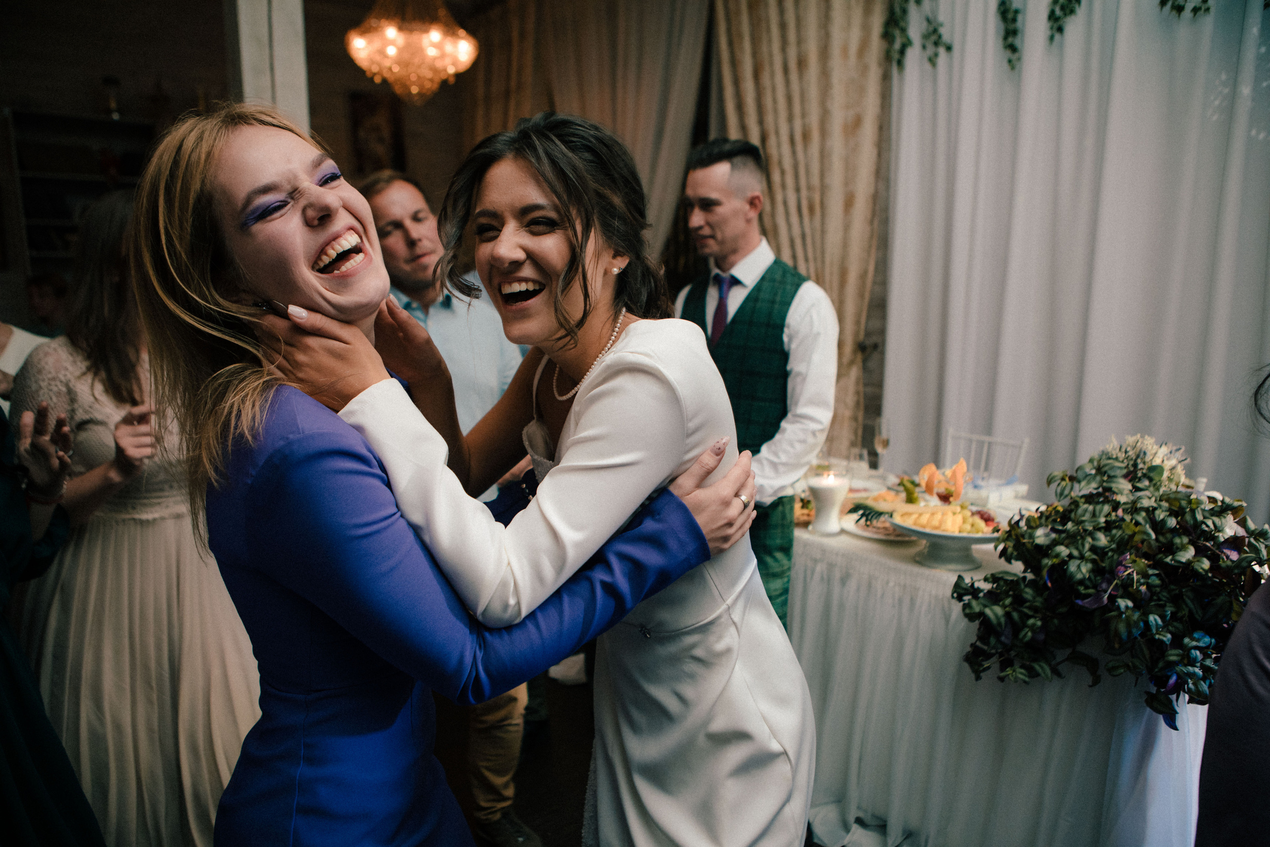 Василиса и Стас. Роспись на колесе обозрения. Свадебный и портретный фотограф в Москве Анастасия Масюк