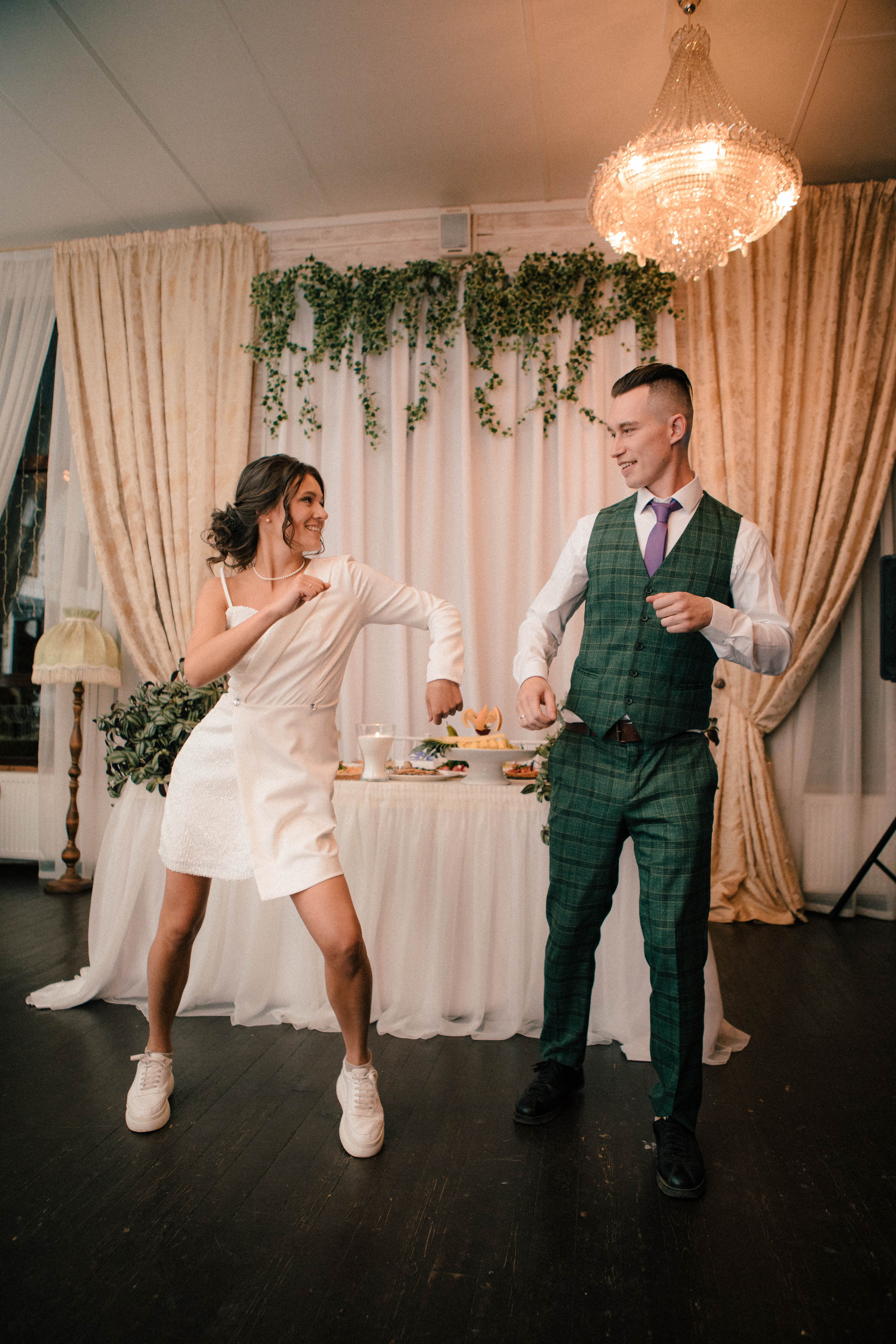 Василиса и Стас. Роспись на колесе обозрения. Свадебный и портретный фотограф в Москве Анастасия Масюк