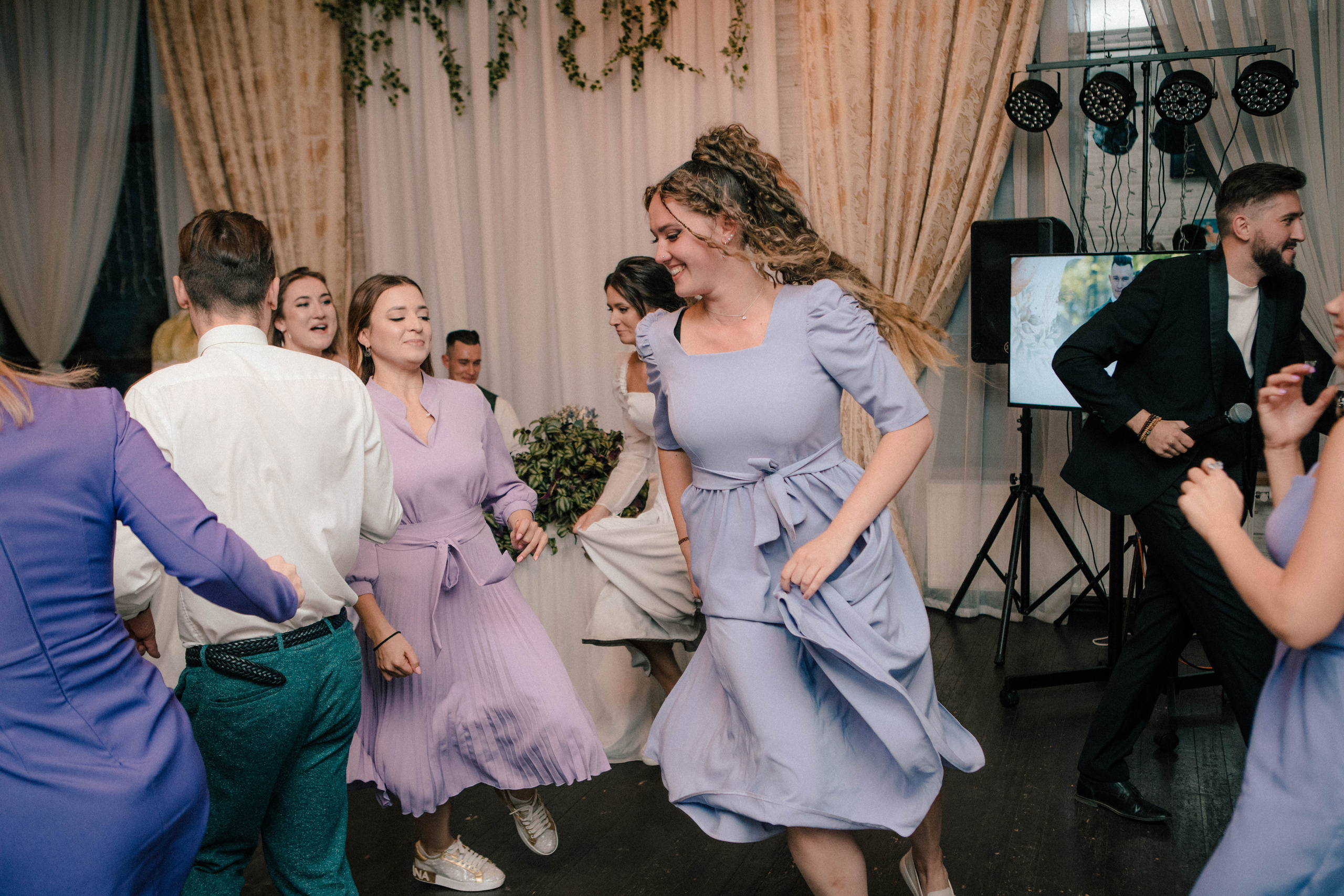 Василиса и Стас. Роспись на колесе обозрения. Свадебный и портретный фотограф в Москве Анастасия Масюк