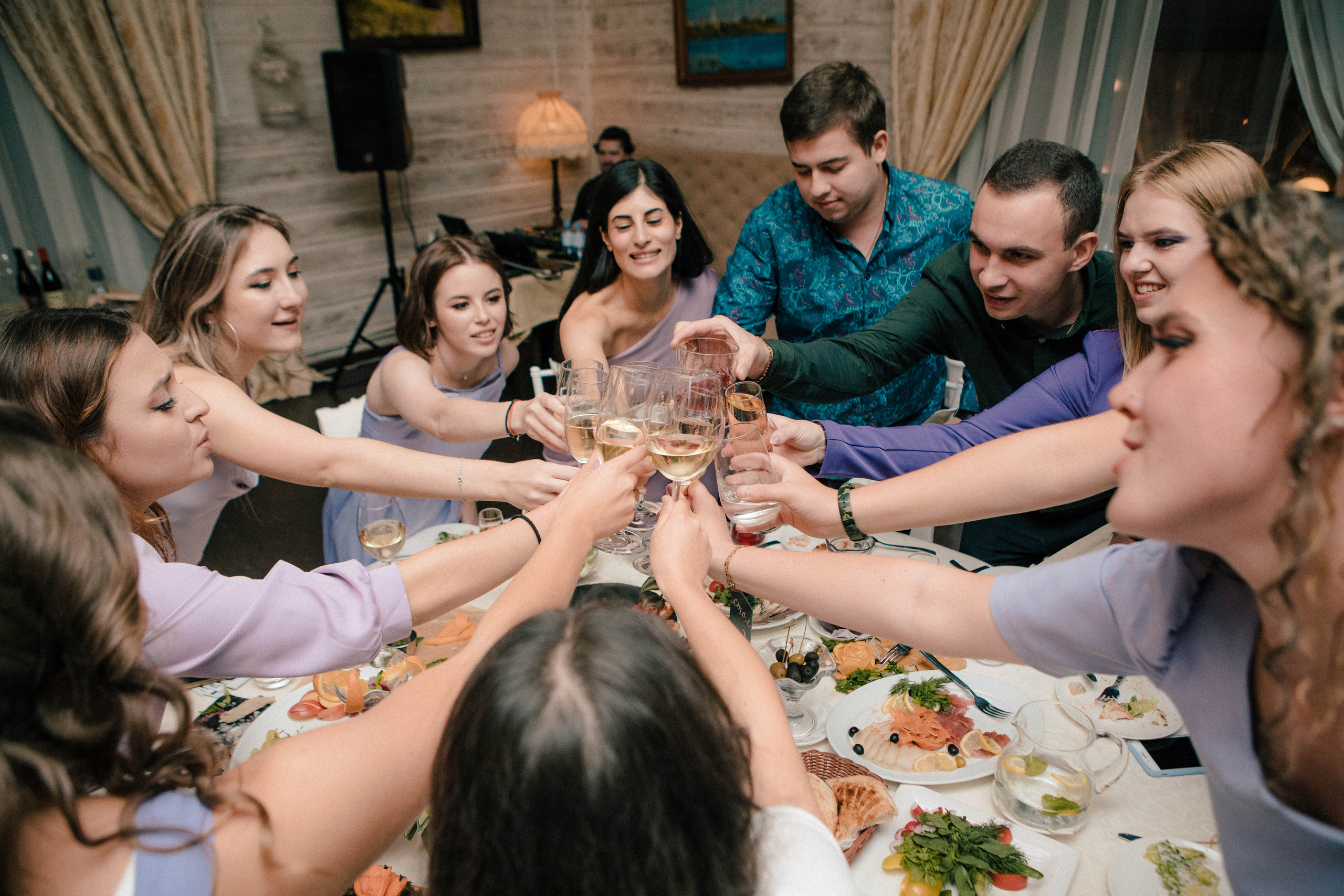 Василиса и Стас. Роспись на колесе обозрения. Свадебный и портретный фотограф в Москве Анастасия Масюк