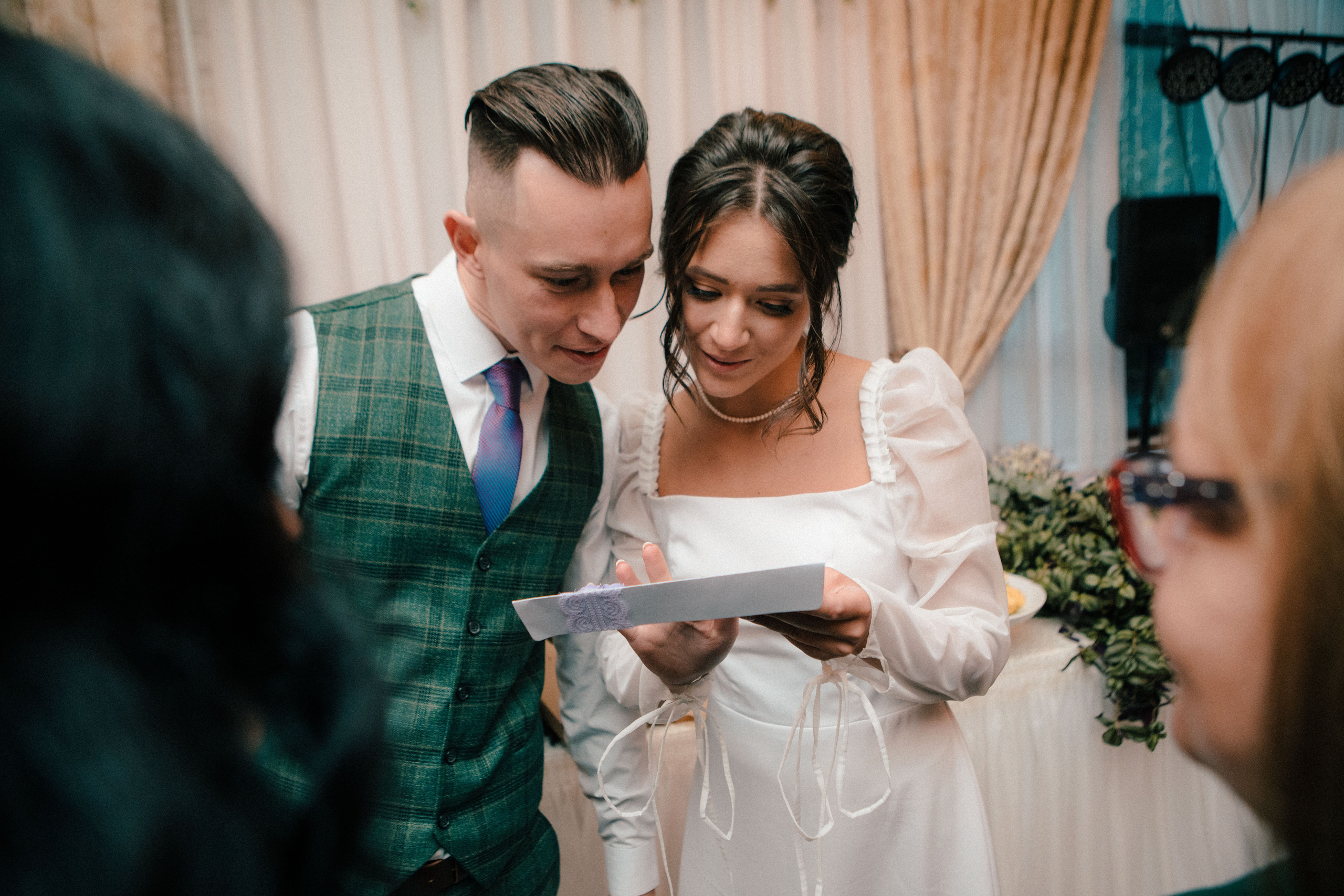 Василиса и Стас. Роспись на колесе обозрения. Свадебный и портретный фотограф в Москве Анастасия Масюк