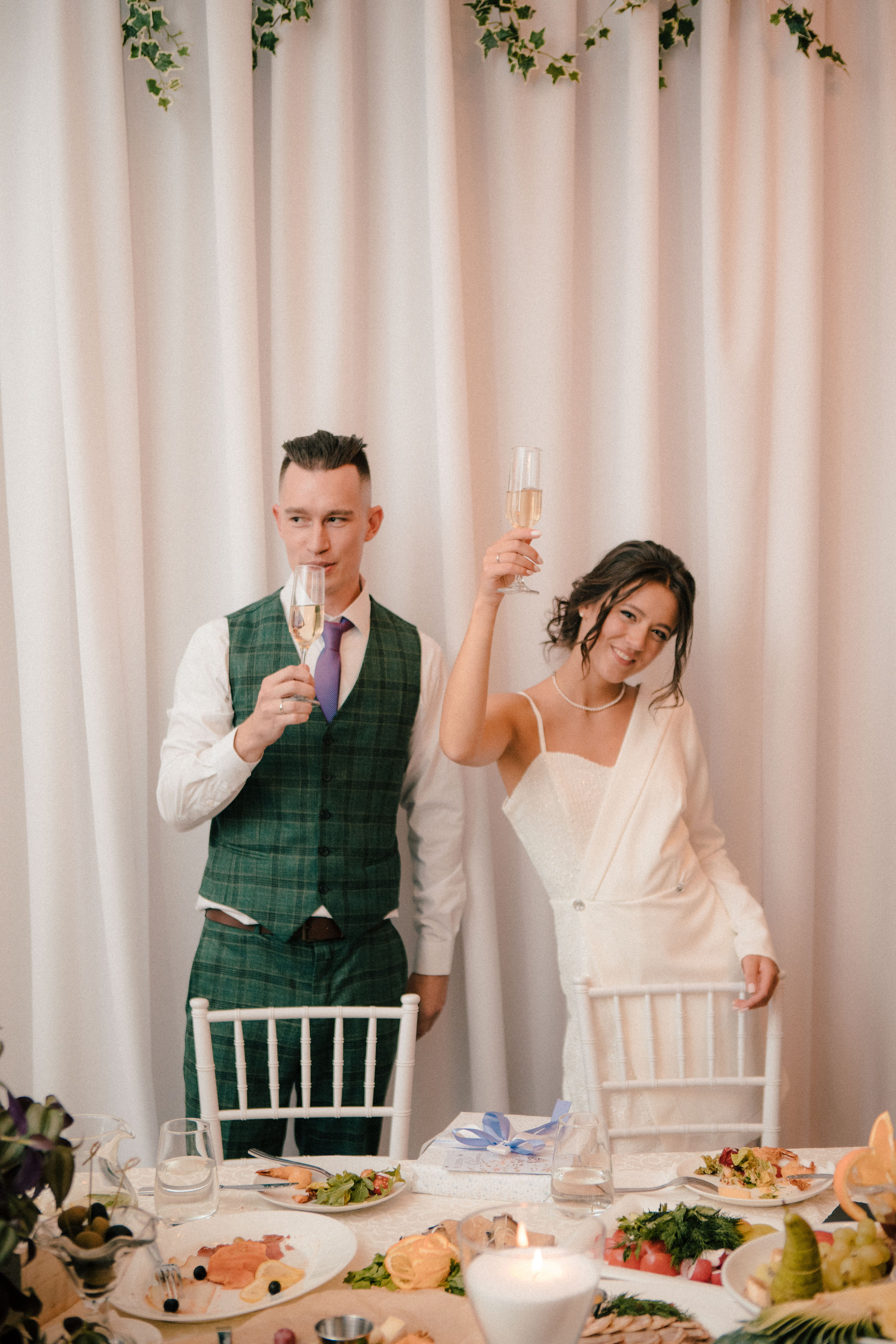 Василиса и Стас. Роспись на колесе обозрения. Свадебный и портретный фотограф в Москве Анастасия Масюк