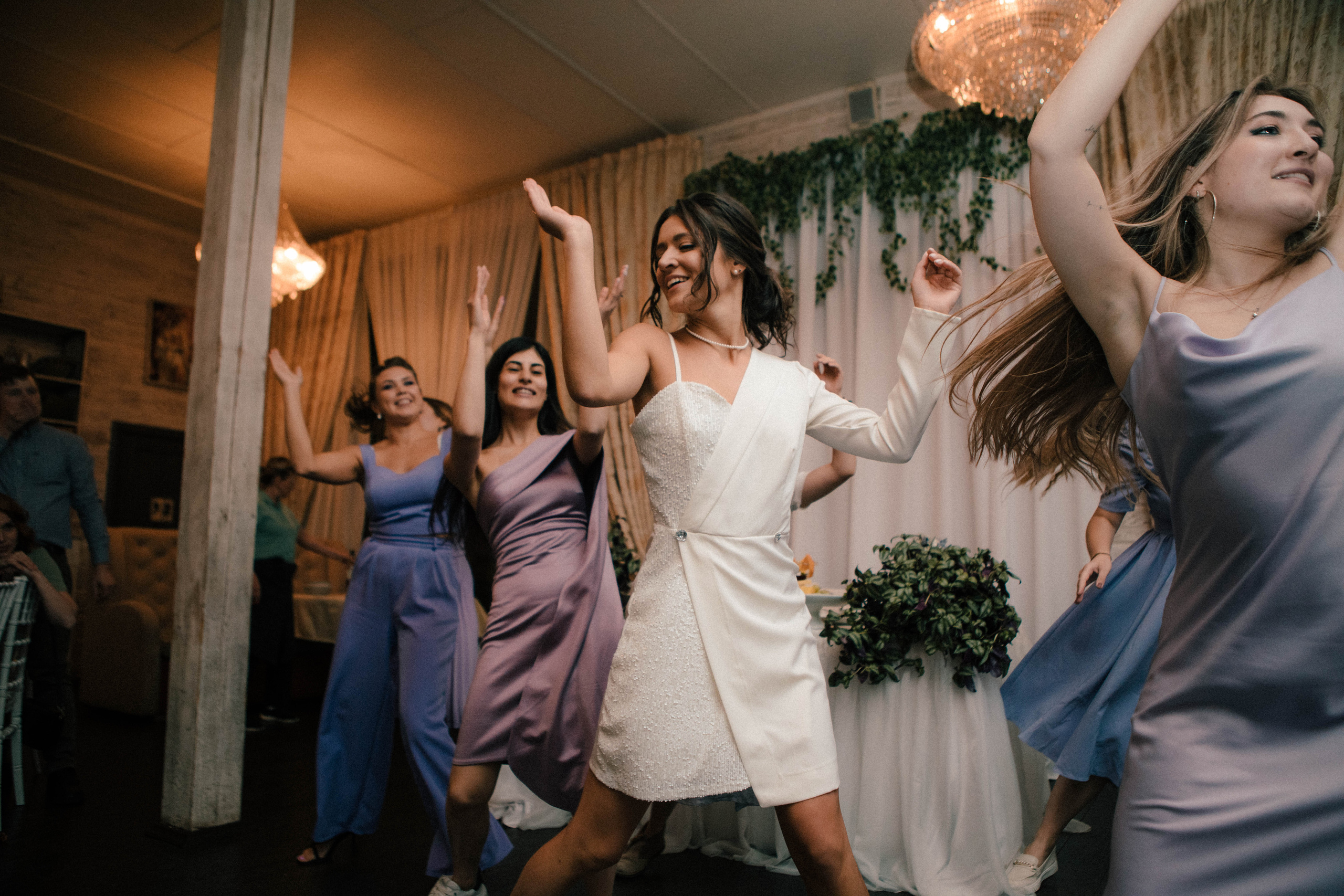 Василиса и Стас. Роспись на колесе обозрения. Свадебный и портретный фотограф в Москве Анастасия Масюк