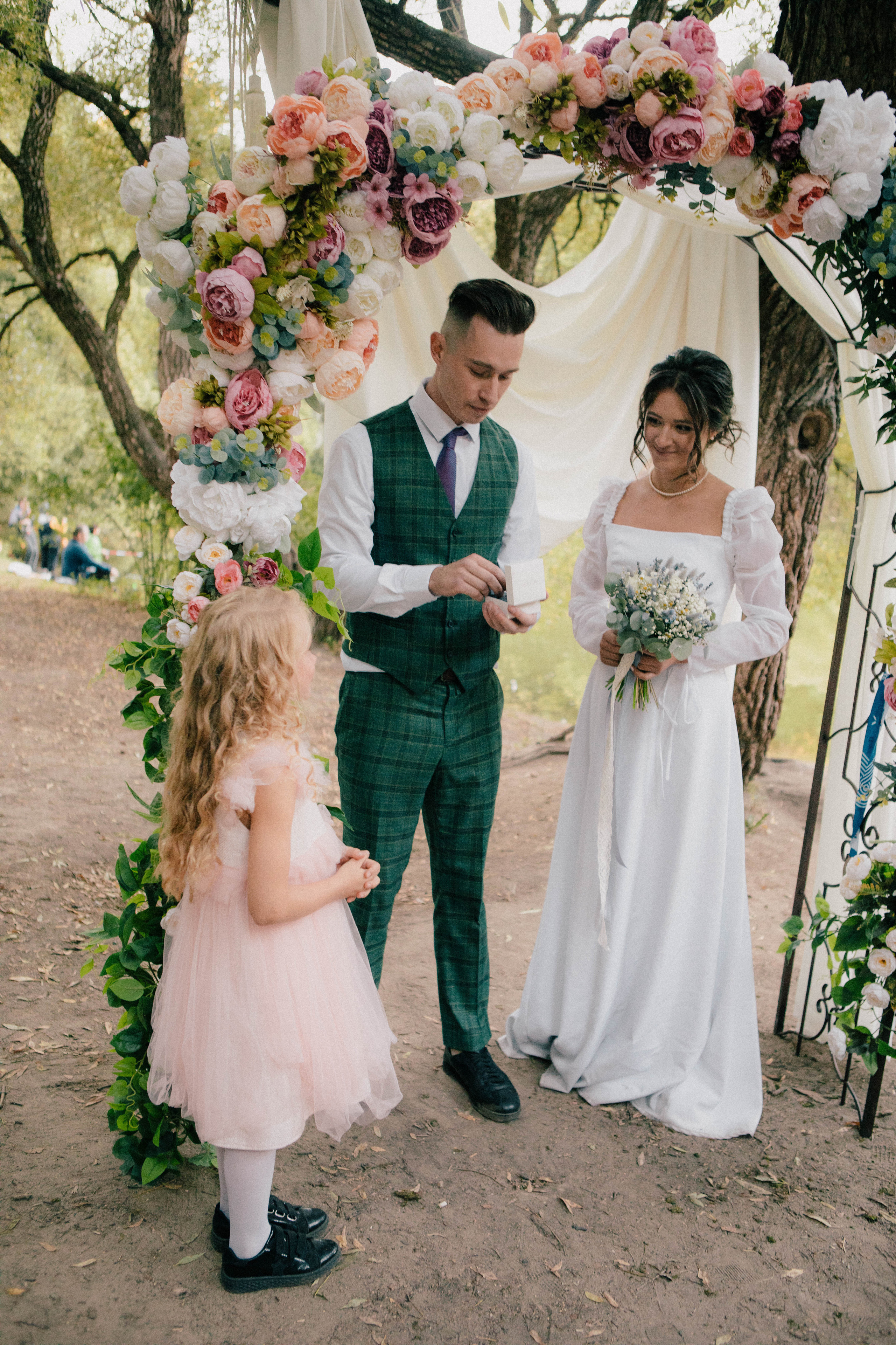 Василиса и Стас. Роспись на колесе обозрения. Свадебный и портретный фотограф в Москве Анастасия Масюк