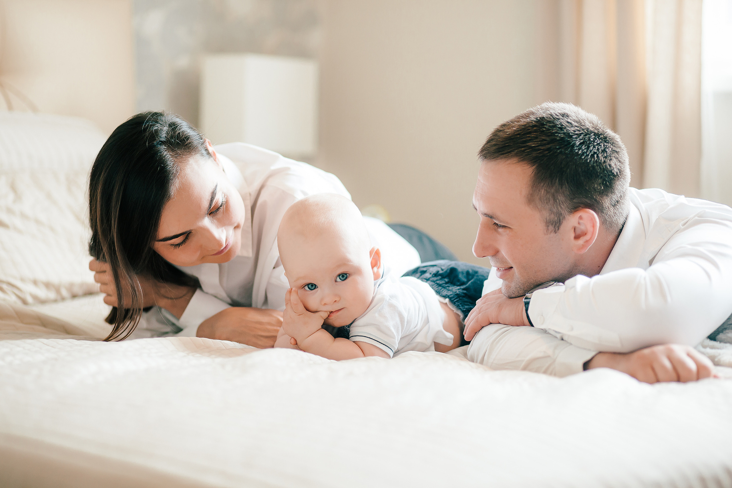 Саше годик. Фотосессия дома. Свадебный и портретный фотограф в Москве Анастасия Масюк