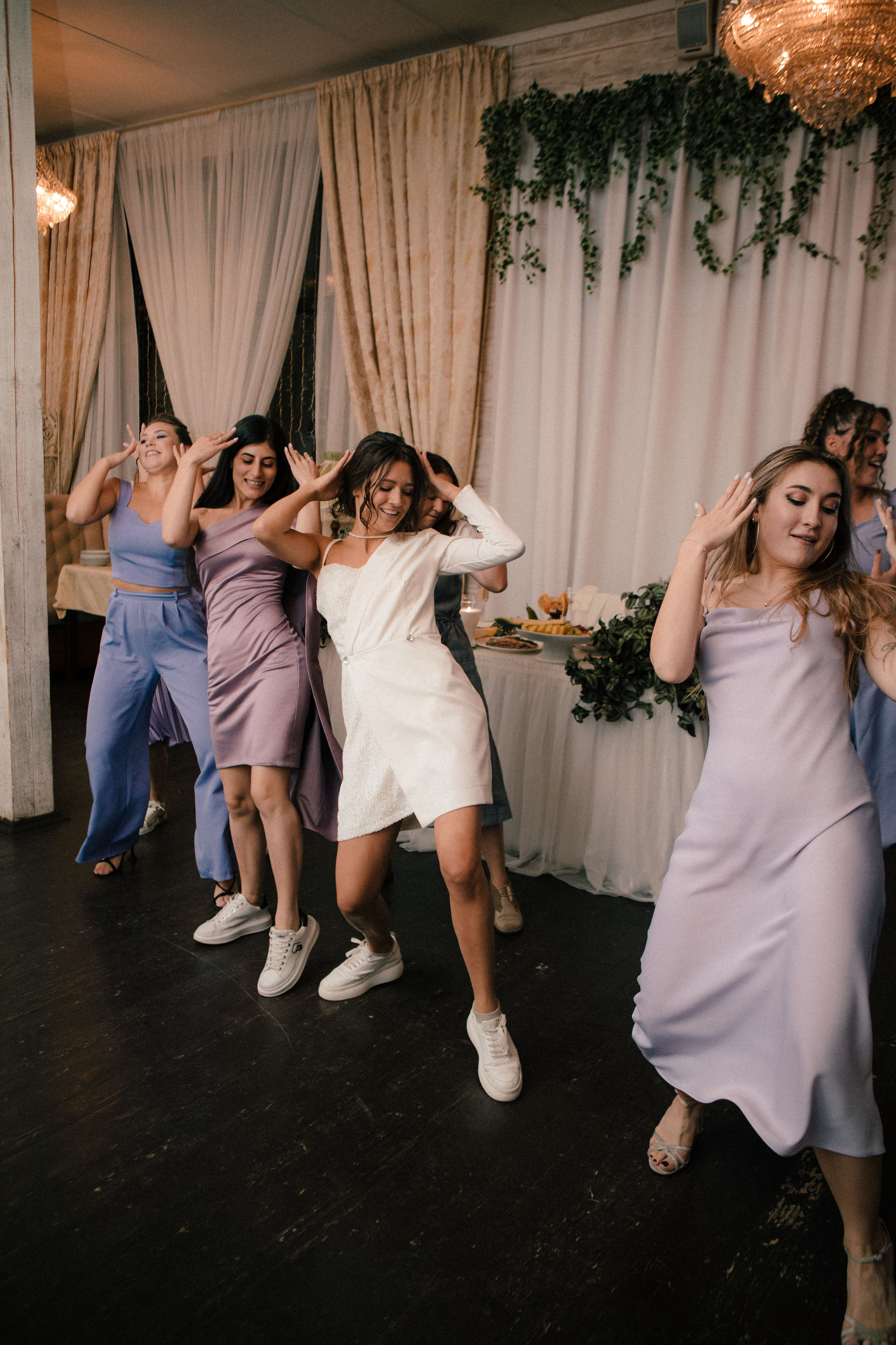 Василиса и Стас. Роспись на колесе обозрения. Свадебный и портретный фотограф в Москве Анастасия Масюк