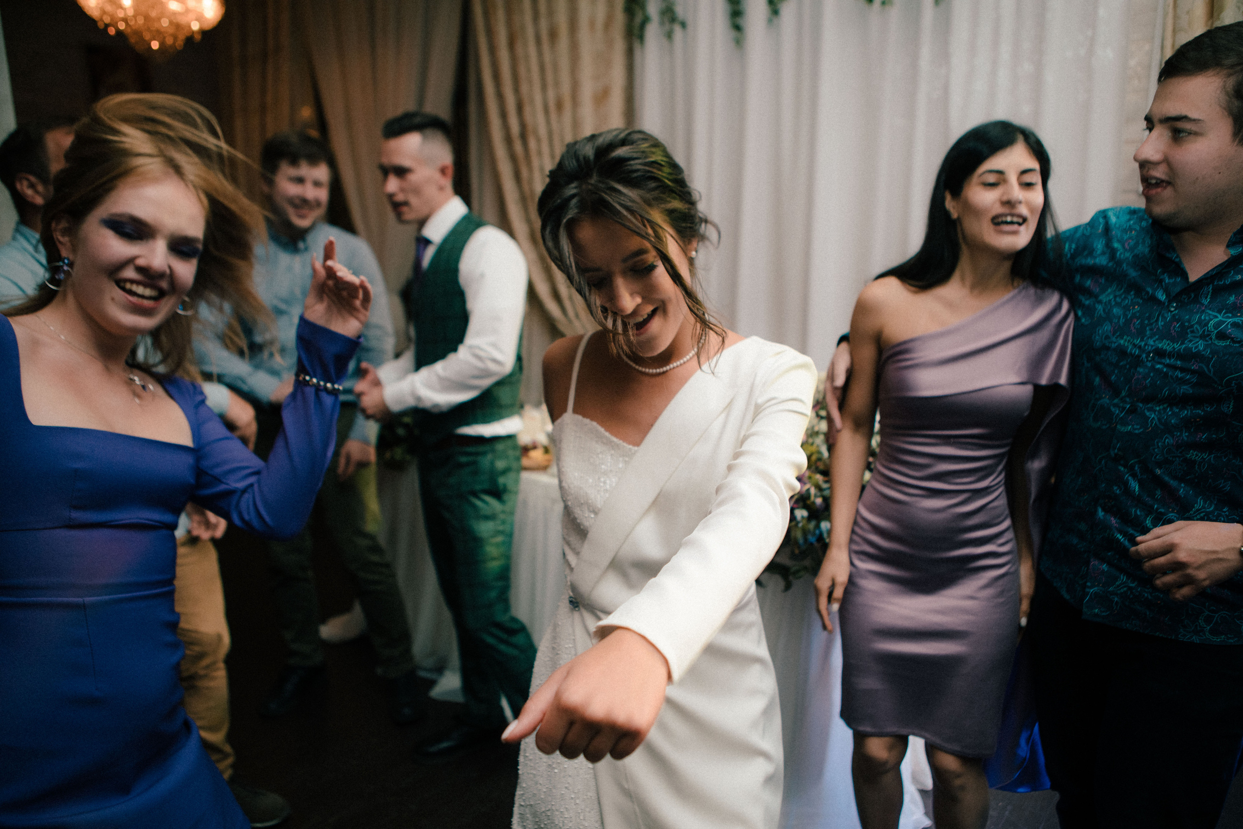 Василиса и Стас. Роспись на колесе обозрения. Свадебный и портретный фотограф в Москве Анастасия Масюк