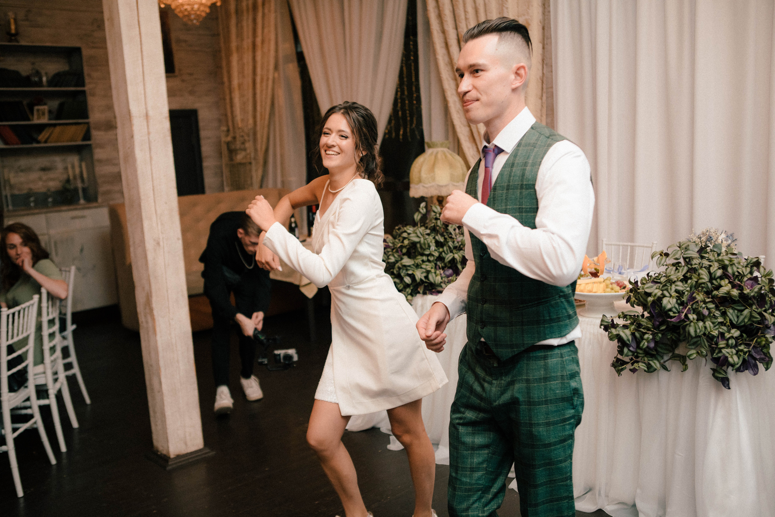 Василиса и Стас. Роспись на колесе обозрения. Свадебный и портретный фотограф в Москве Анастасия Масюк