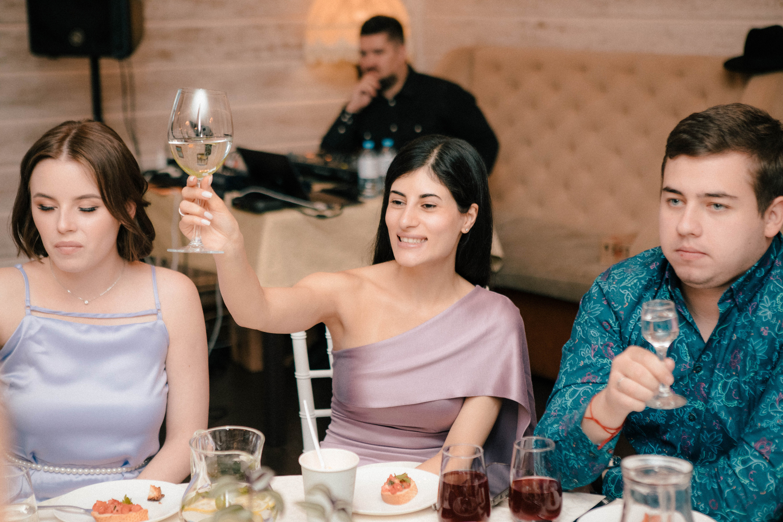 Василиса и Стас. Роспись на колесе обозрения. Свадебный и портретный фотограф в Москве Анастасия Масюк