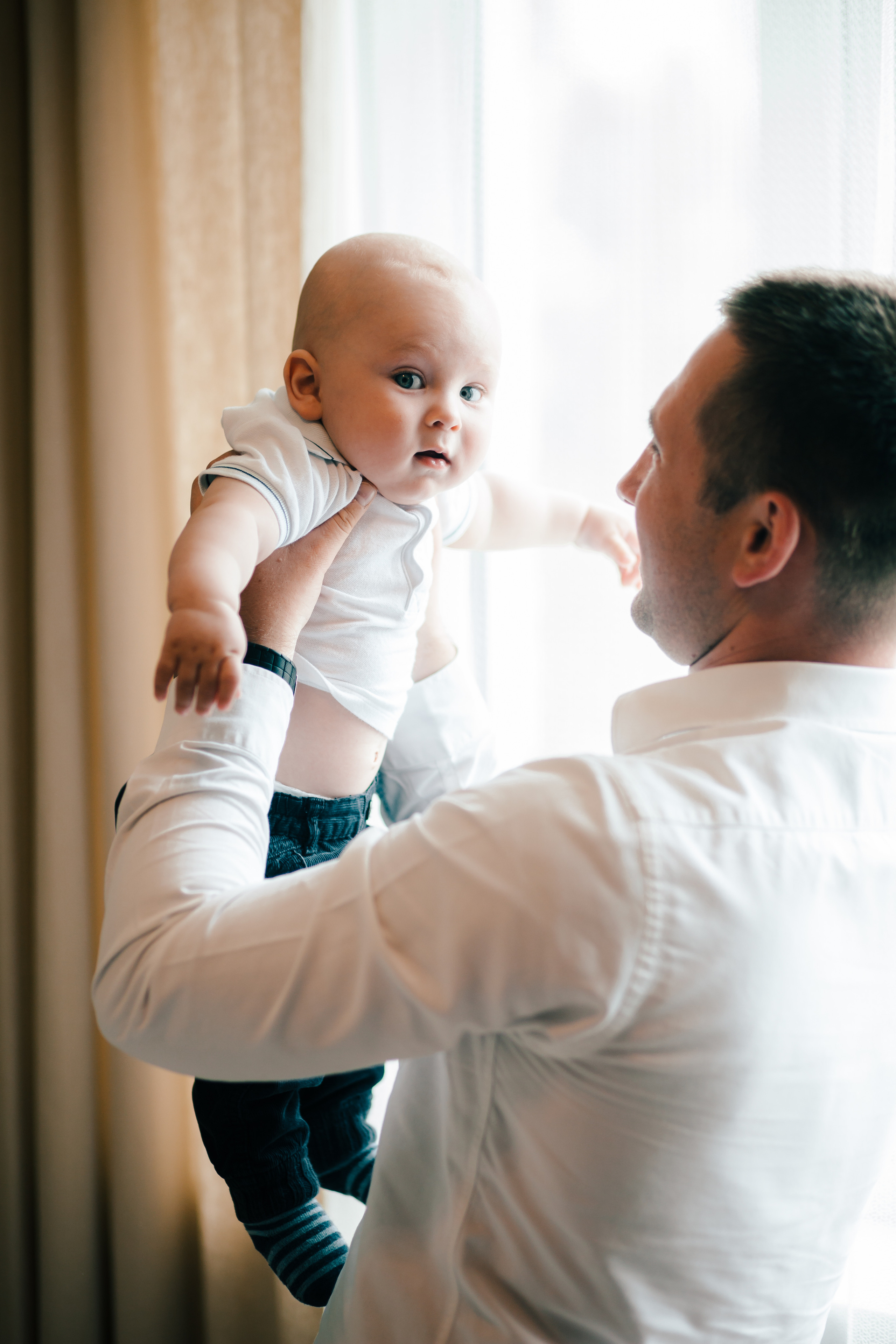 Саше годик. Фотосессия дома. Свадебный и портретный фотограф в Москве Анастасия Масюк