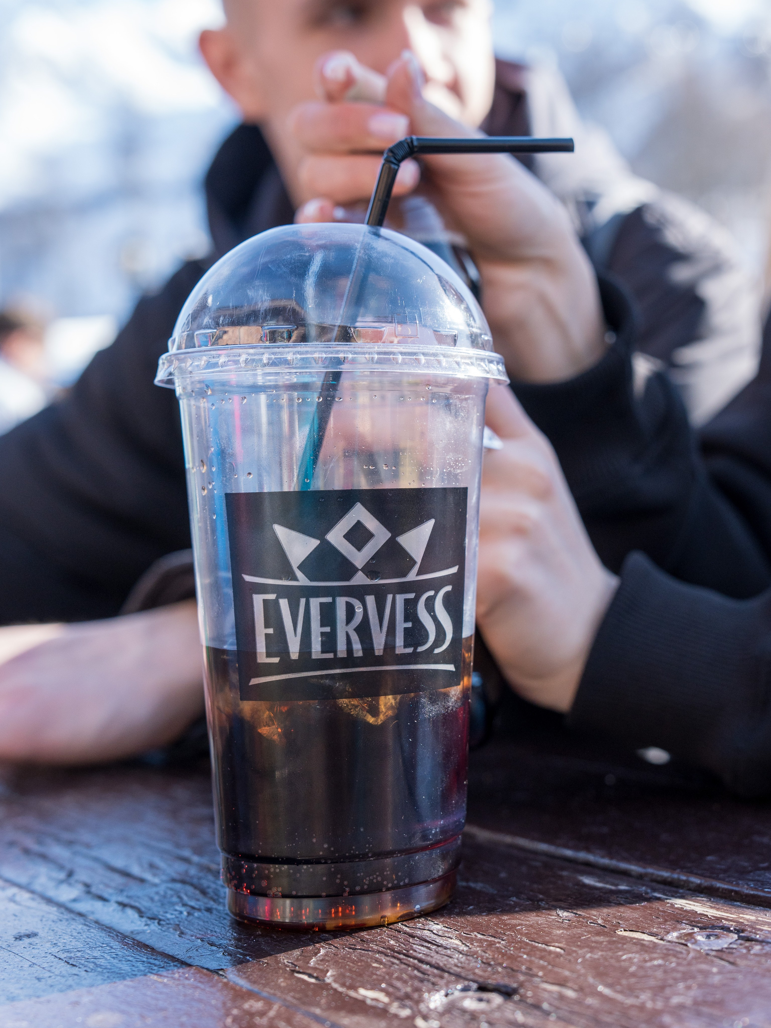 Компания «EVERVESS»: отчет с точек продаж на курортах Красной Поляны. Репортажный фотограф в Красной Поляне и Сочи Павлюченко Екатерина