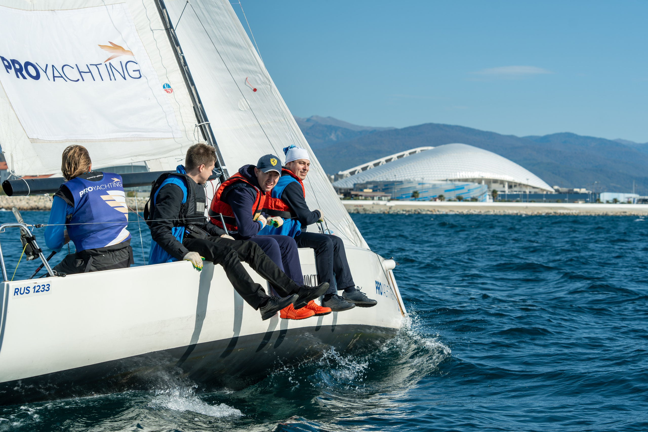 MICE мероприятие для компании «Базис». Репортажный фотограф в Красной Поляне и Сочи Павлюченко Екатерина