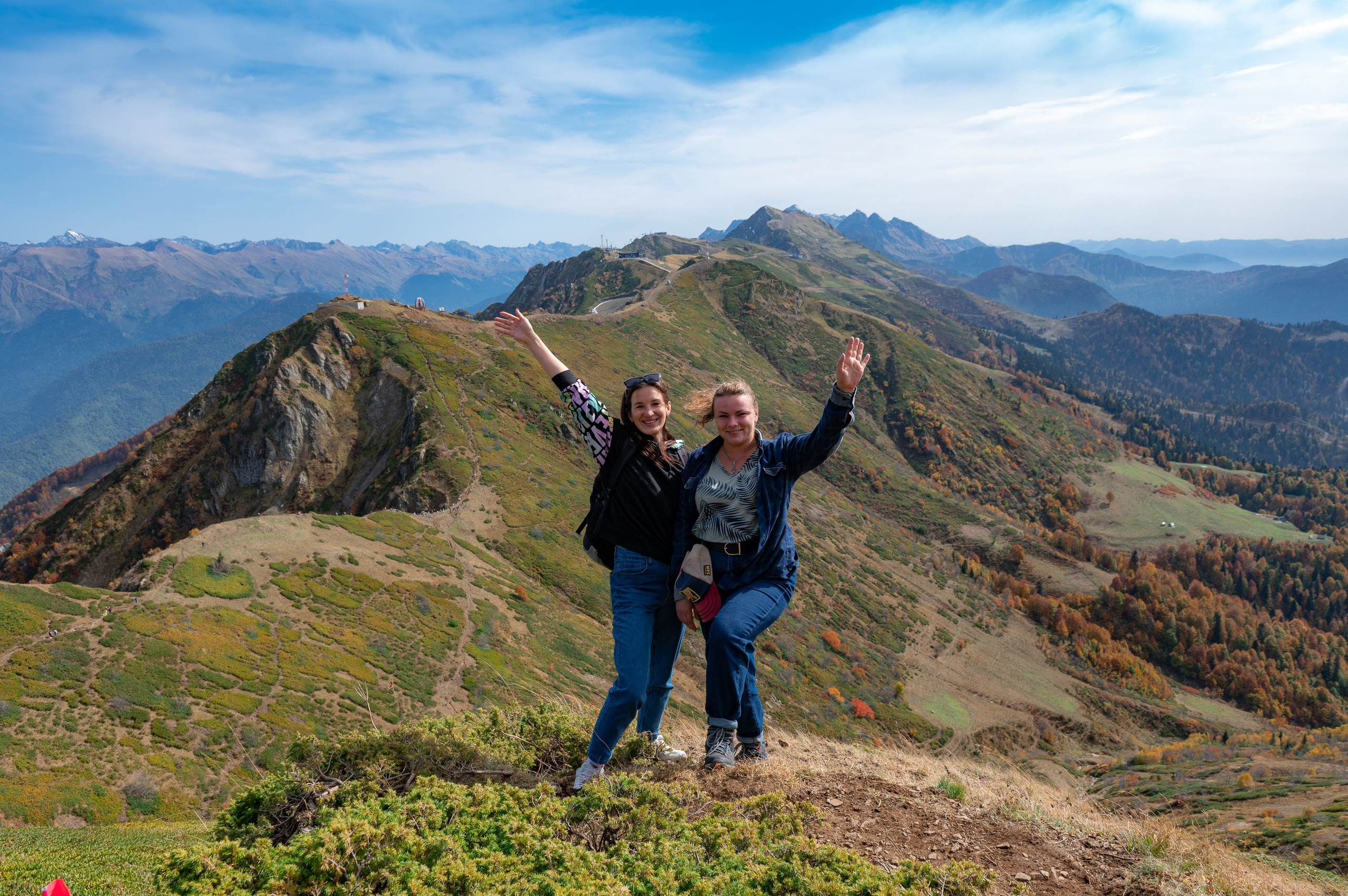Хайкинг по трем курортам Красной Поляны 2022. Репортажный фотограф в Красной Поляне и Сочи Павлюченко Екатерина