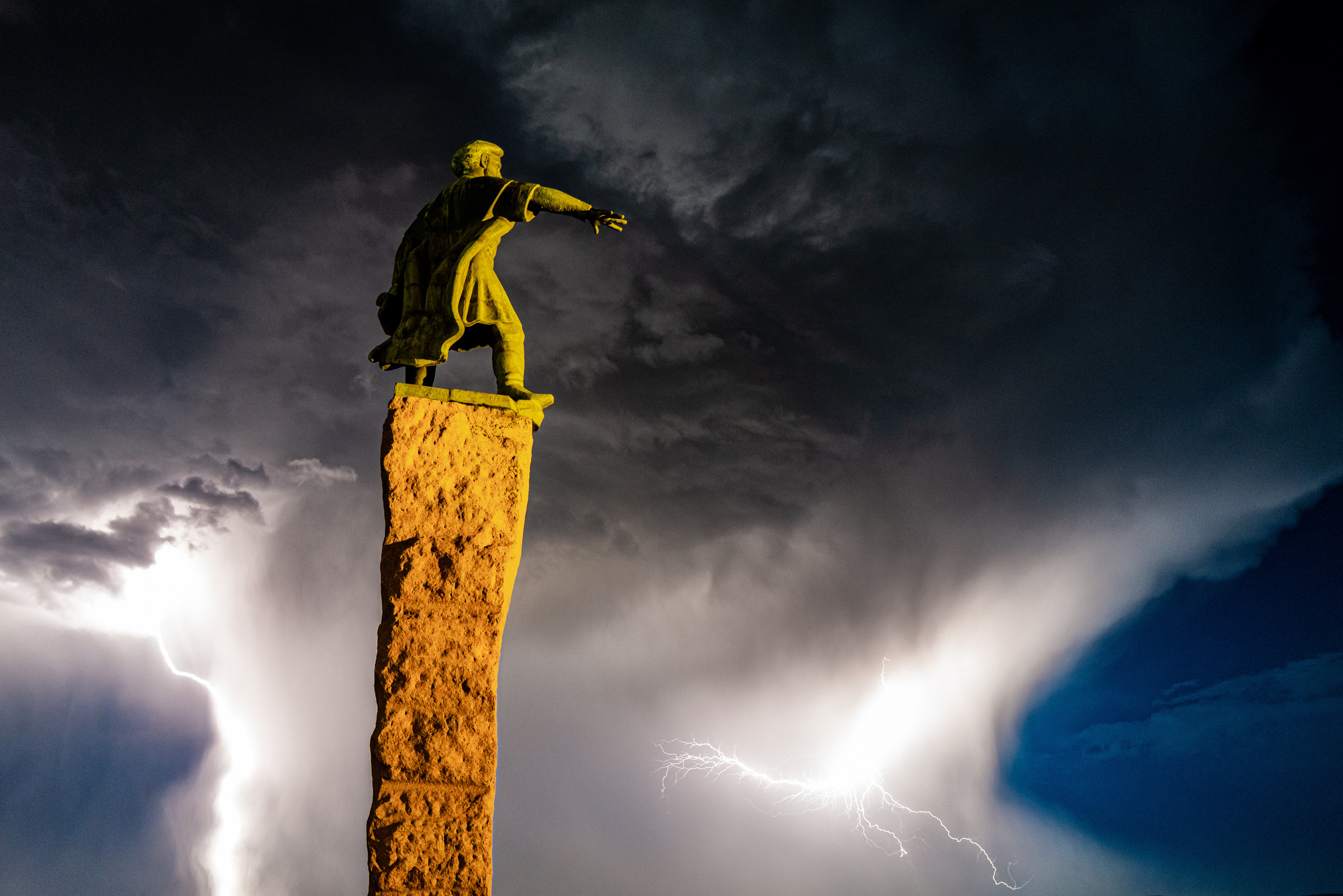 CONCEPTUAL. Фотограф Красноярск — Москва Сергей Смелян