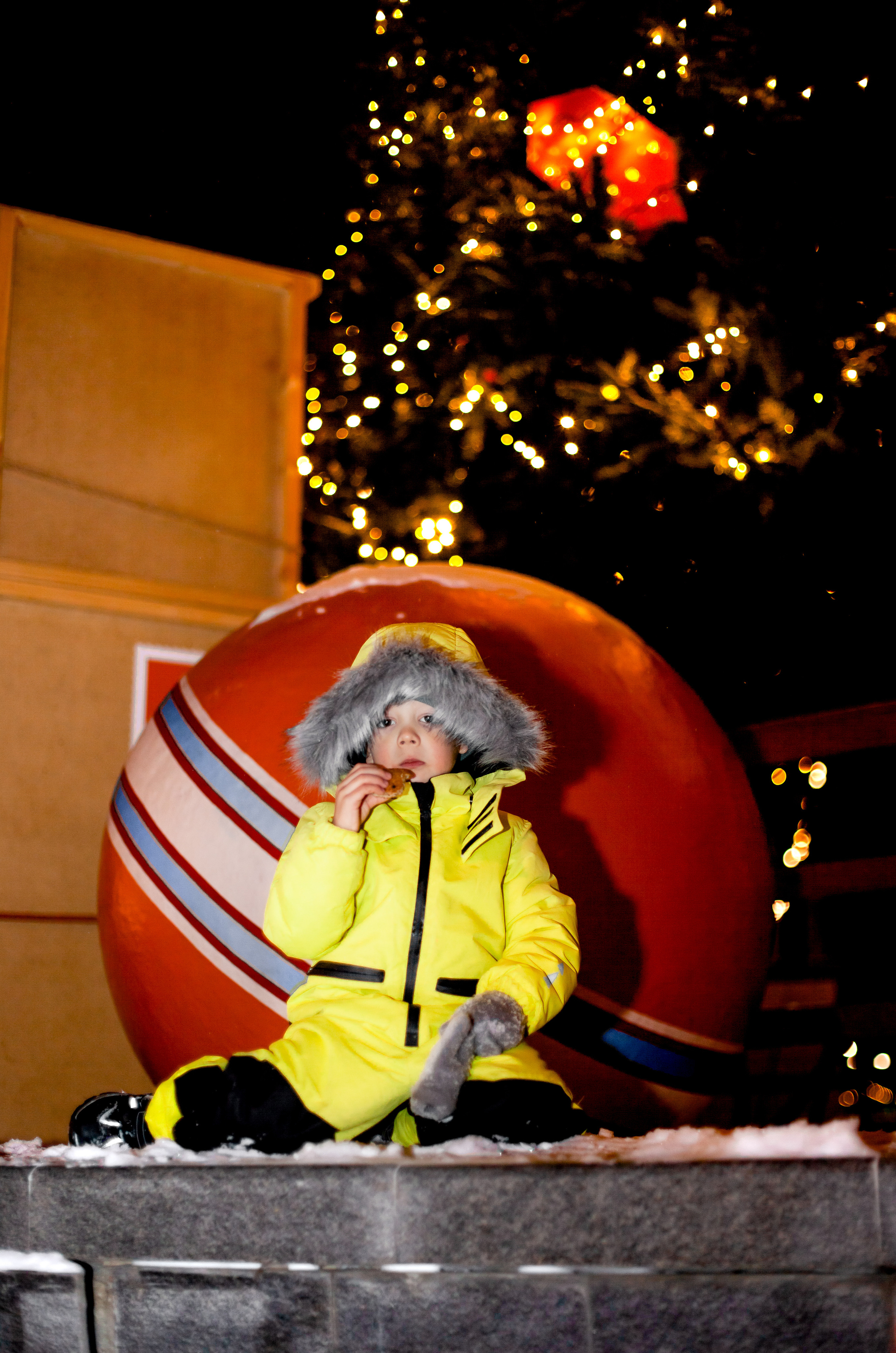 Мороз и солнце/огоньки в темноте. Свадебный и семейный фотограф Екатеринбург Настя Саедгалина