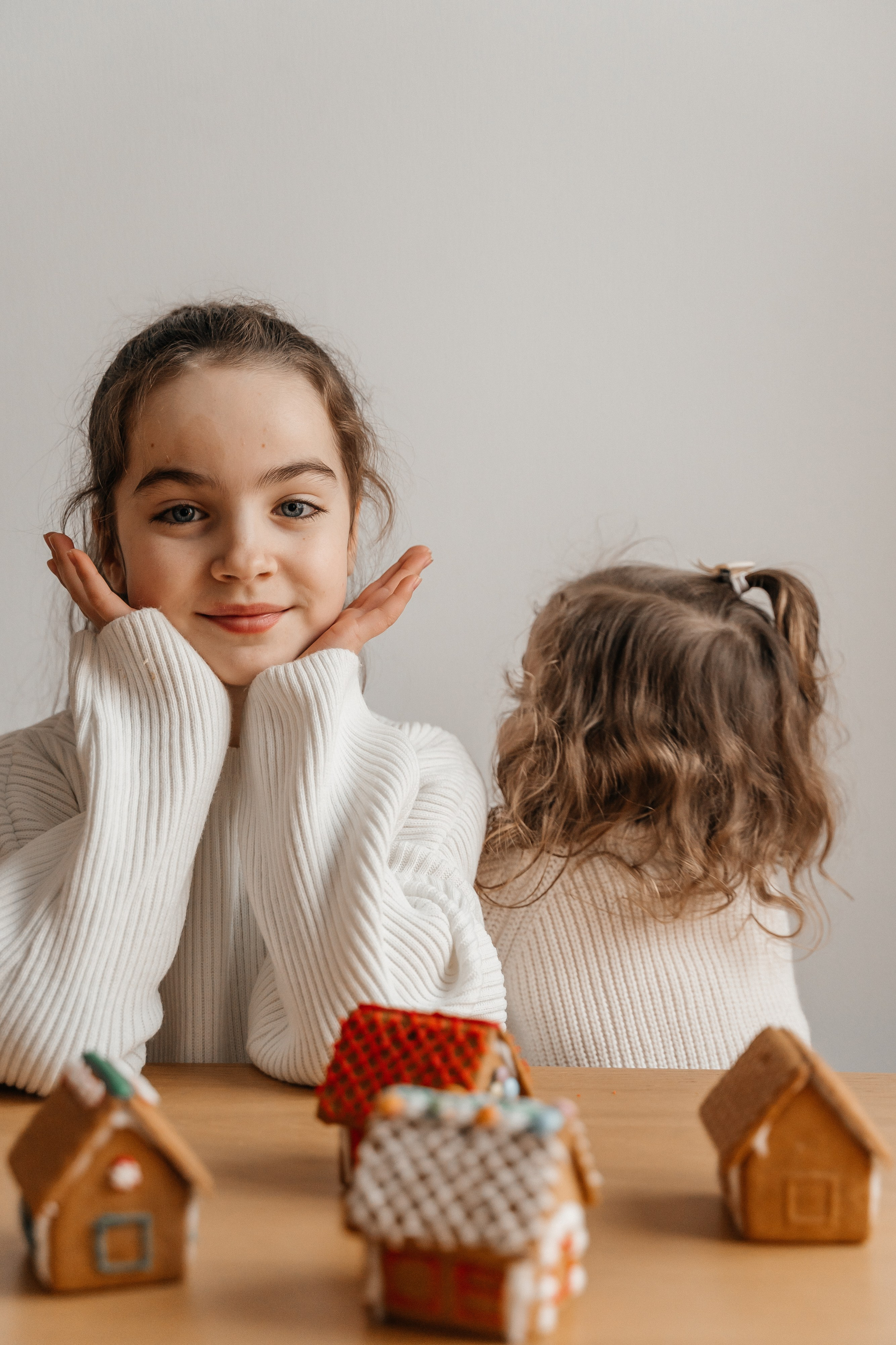 Максим, Катя, Лена и Ева. Волик Мария