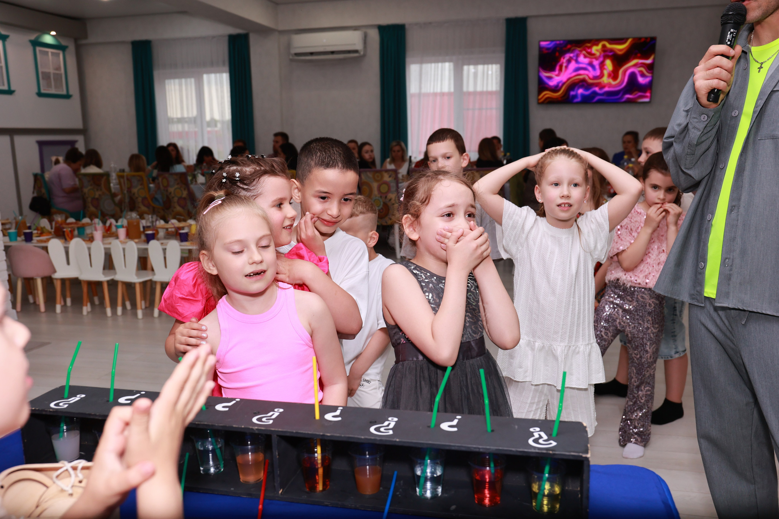 Выпускной в Fantasy hall. Детский семейный фотограф Краснодар