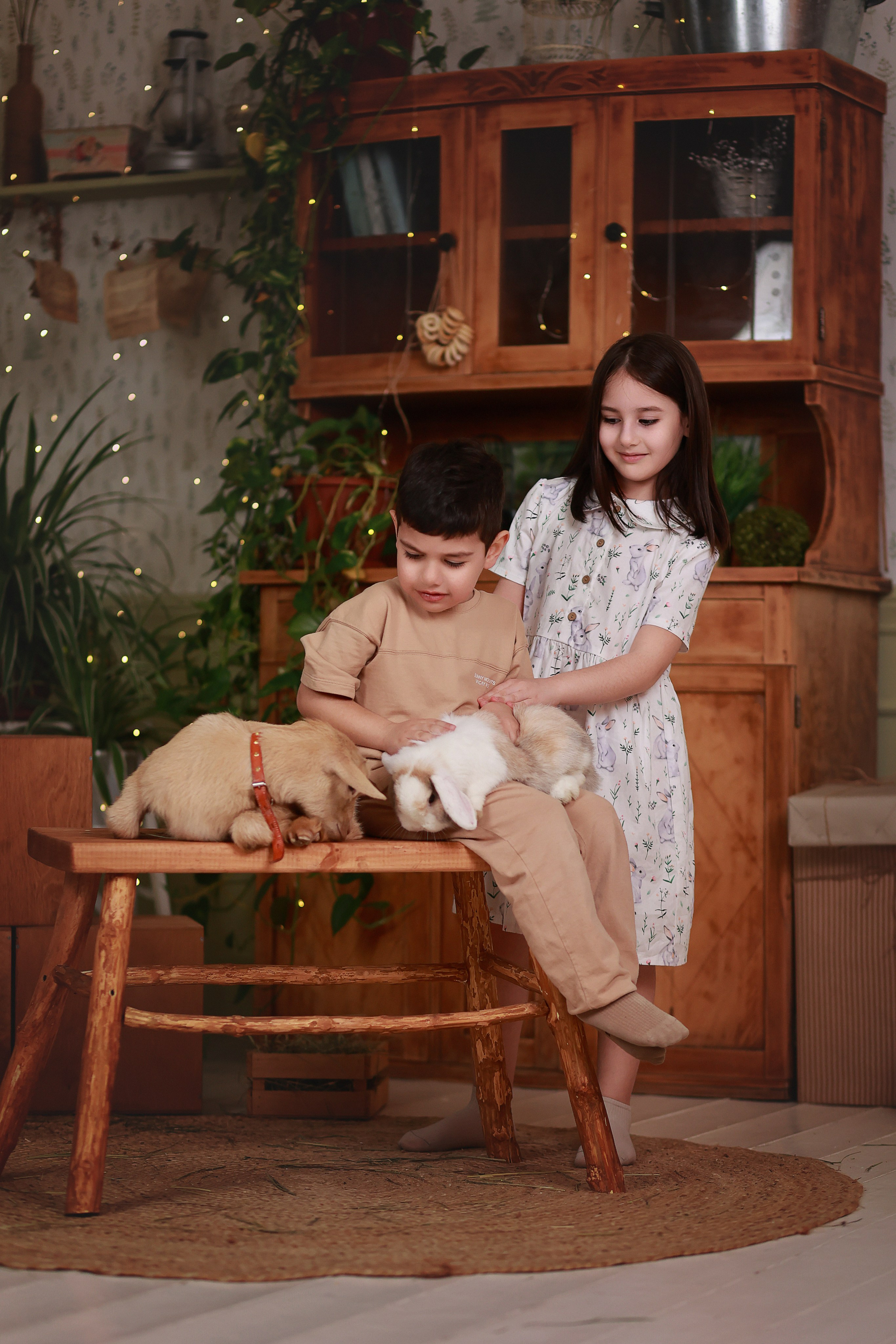 Фотопроект с козочкой и кроликами. Детский семейный фотограф Краснодар