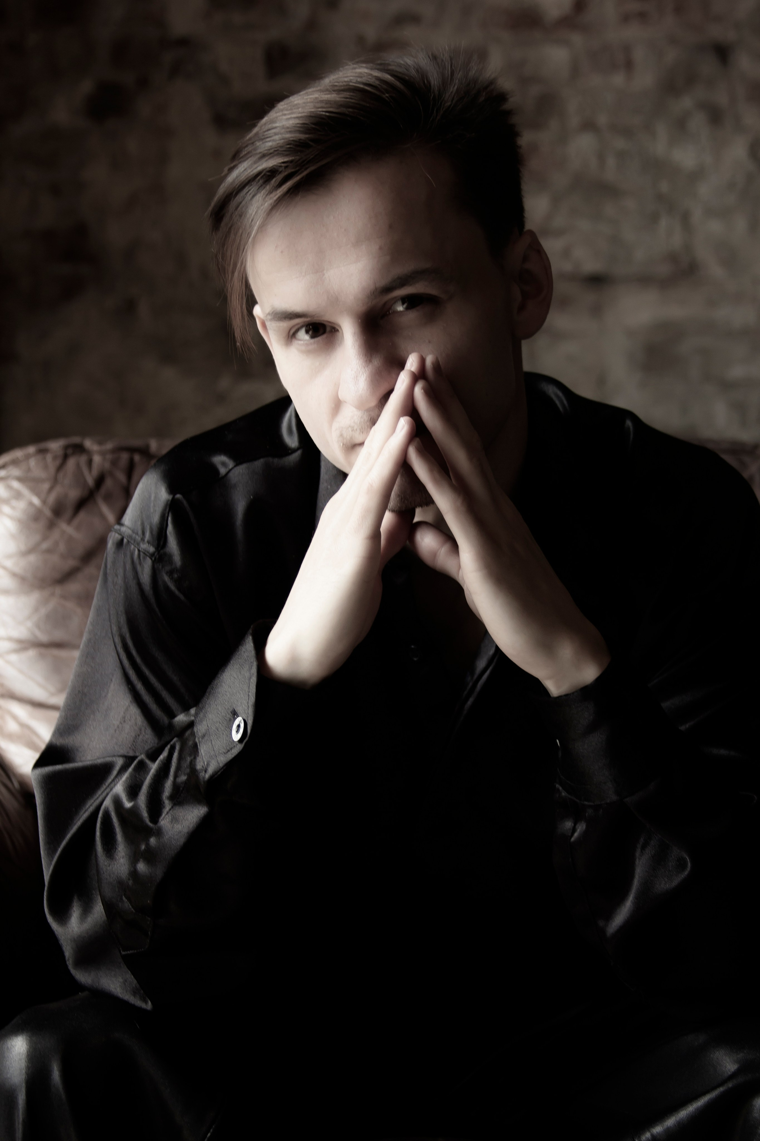 Фотосессия «Черное пальто». Портретный фотограф в Москве и Московской области Гнутиков Сергей