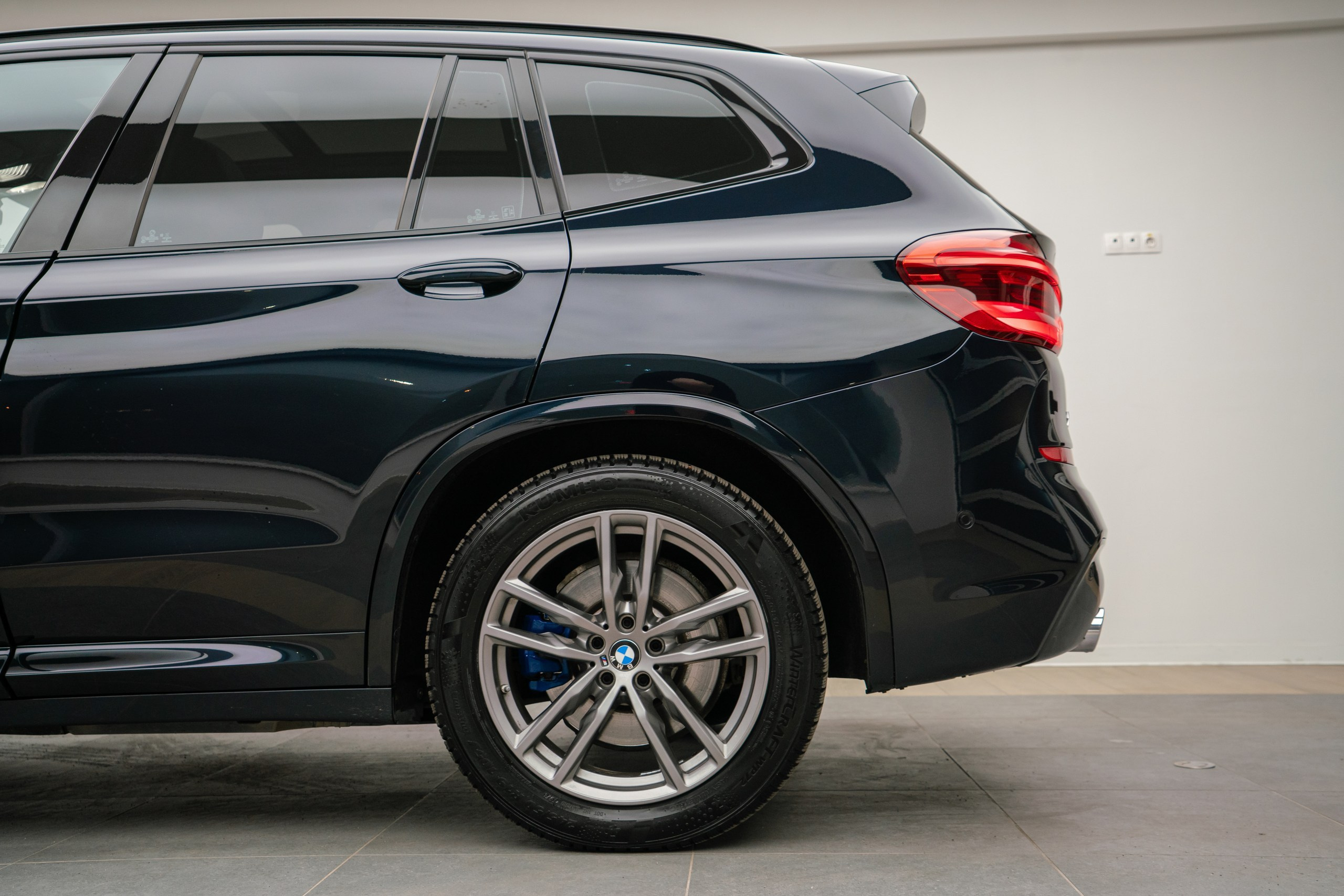 Х3. Фотограф Рома М