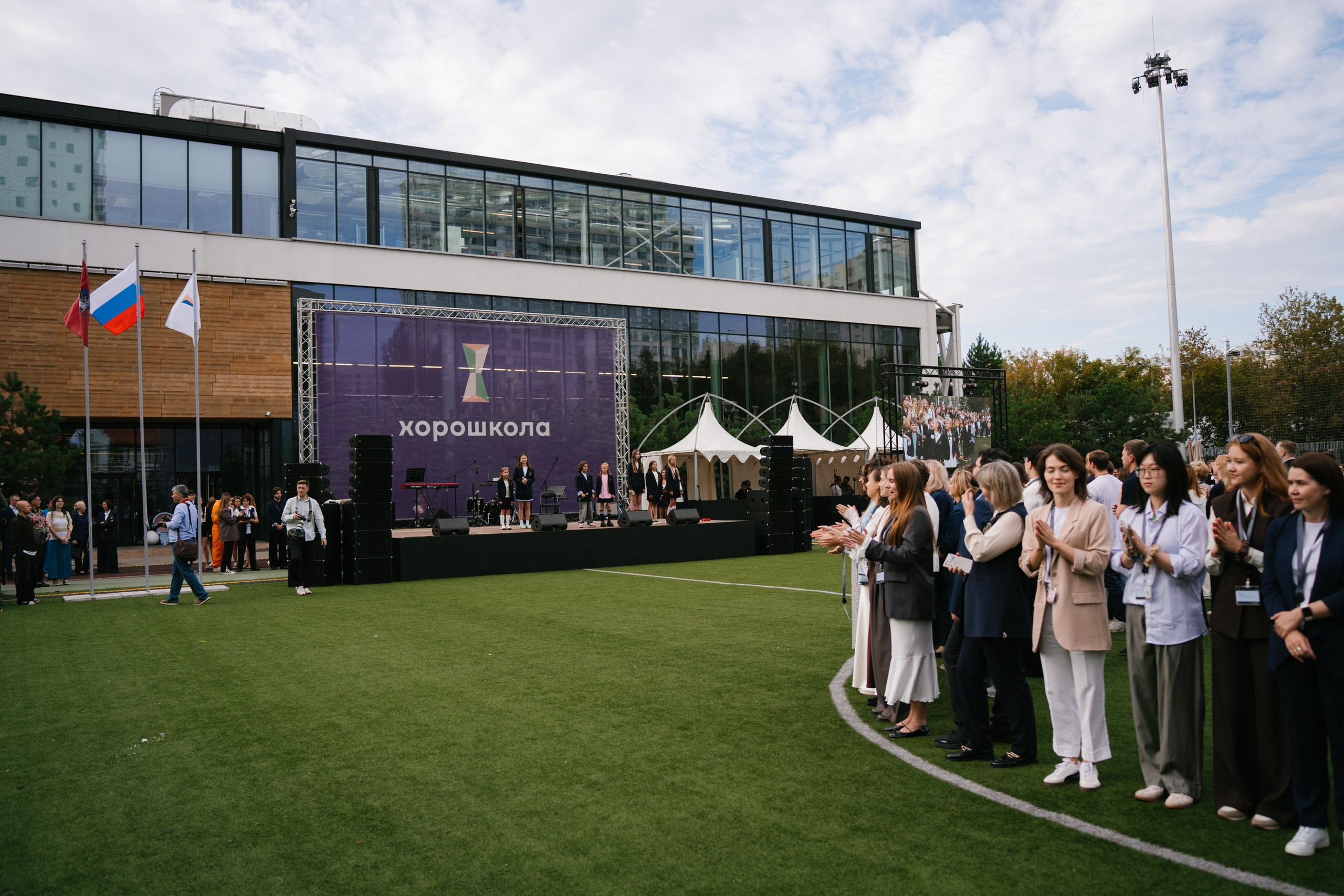 1 сентября в Хорошколе. Фотограф в Сочи, Санкт-Петербурге, Москве, Италии, Франции, Черног