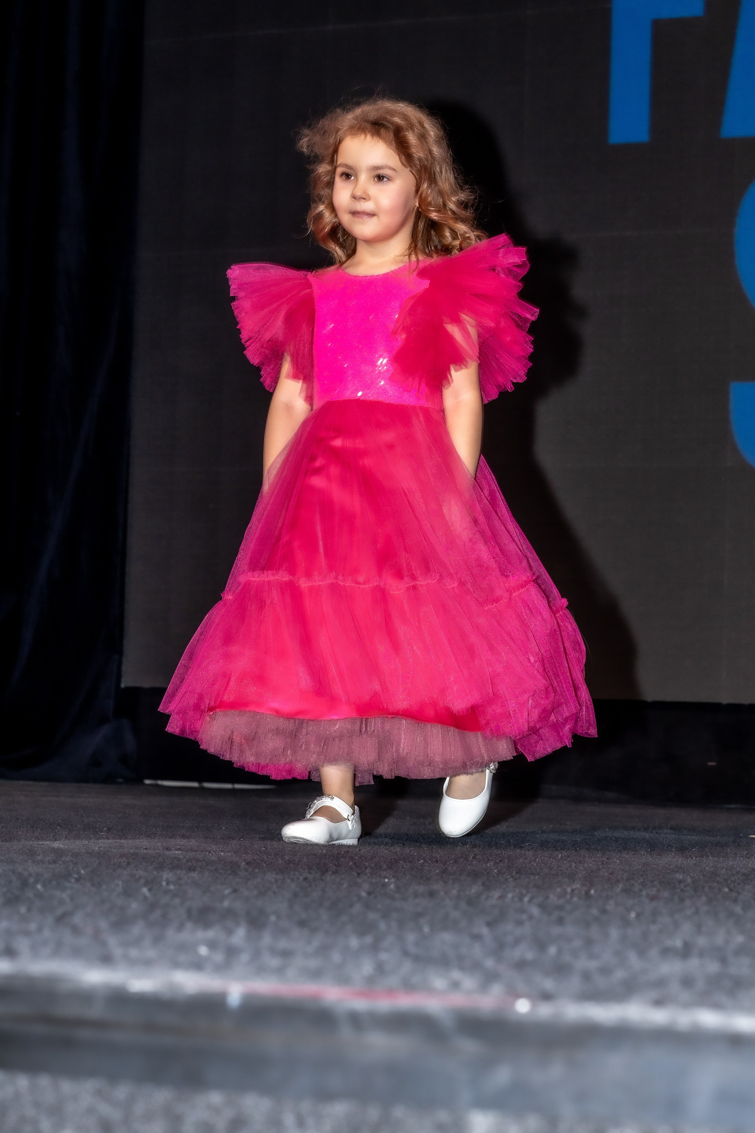 Модный показ Ассоциация дизайнеров FASHION STYLE. Студия фото, видеографии и мультимедийного дизайна в Москве Multi Frame Studio