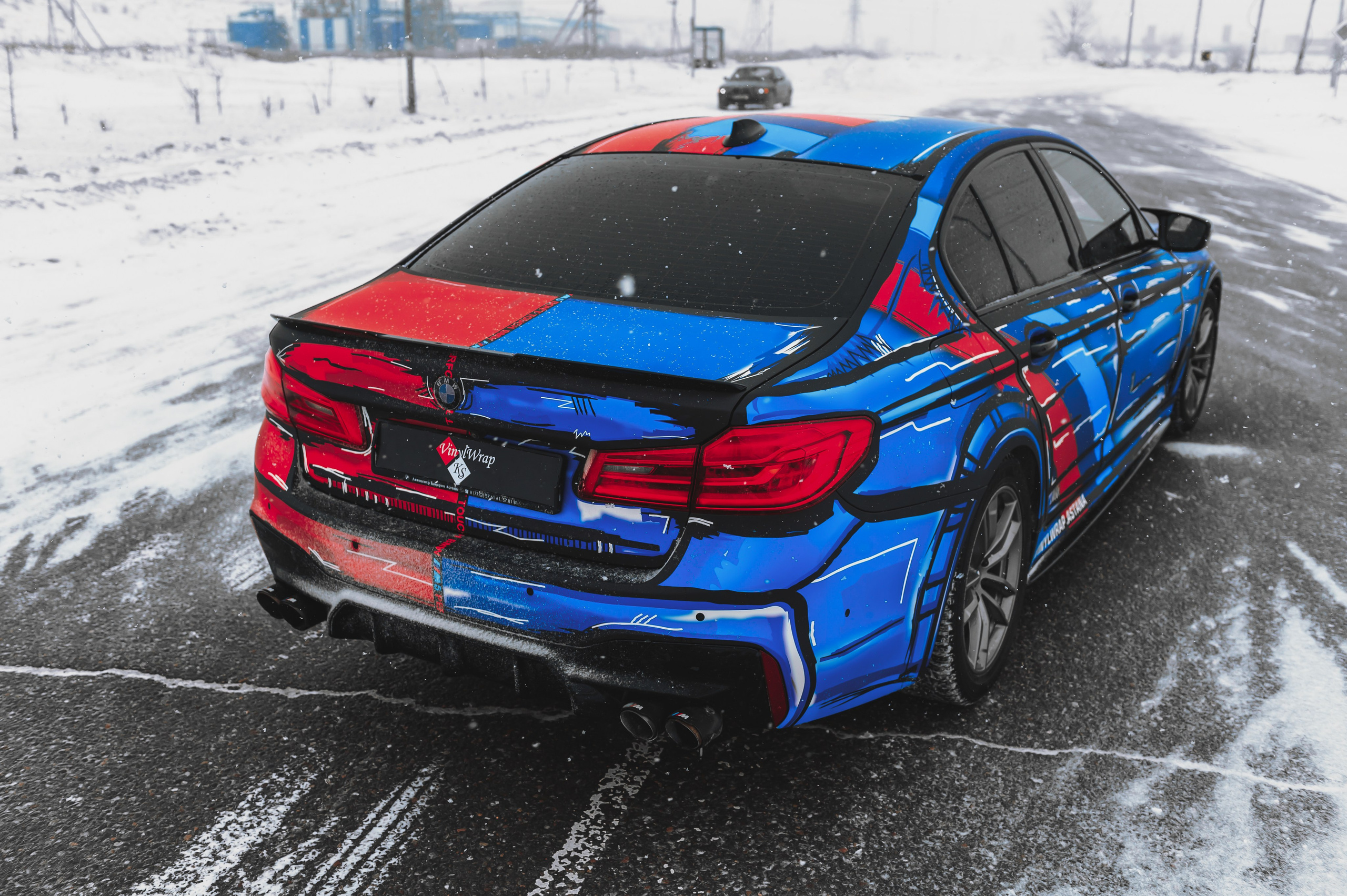 Винилография на BMW 5 G20. Студия дизайна и оклейки авто Barmaley Design