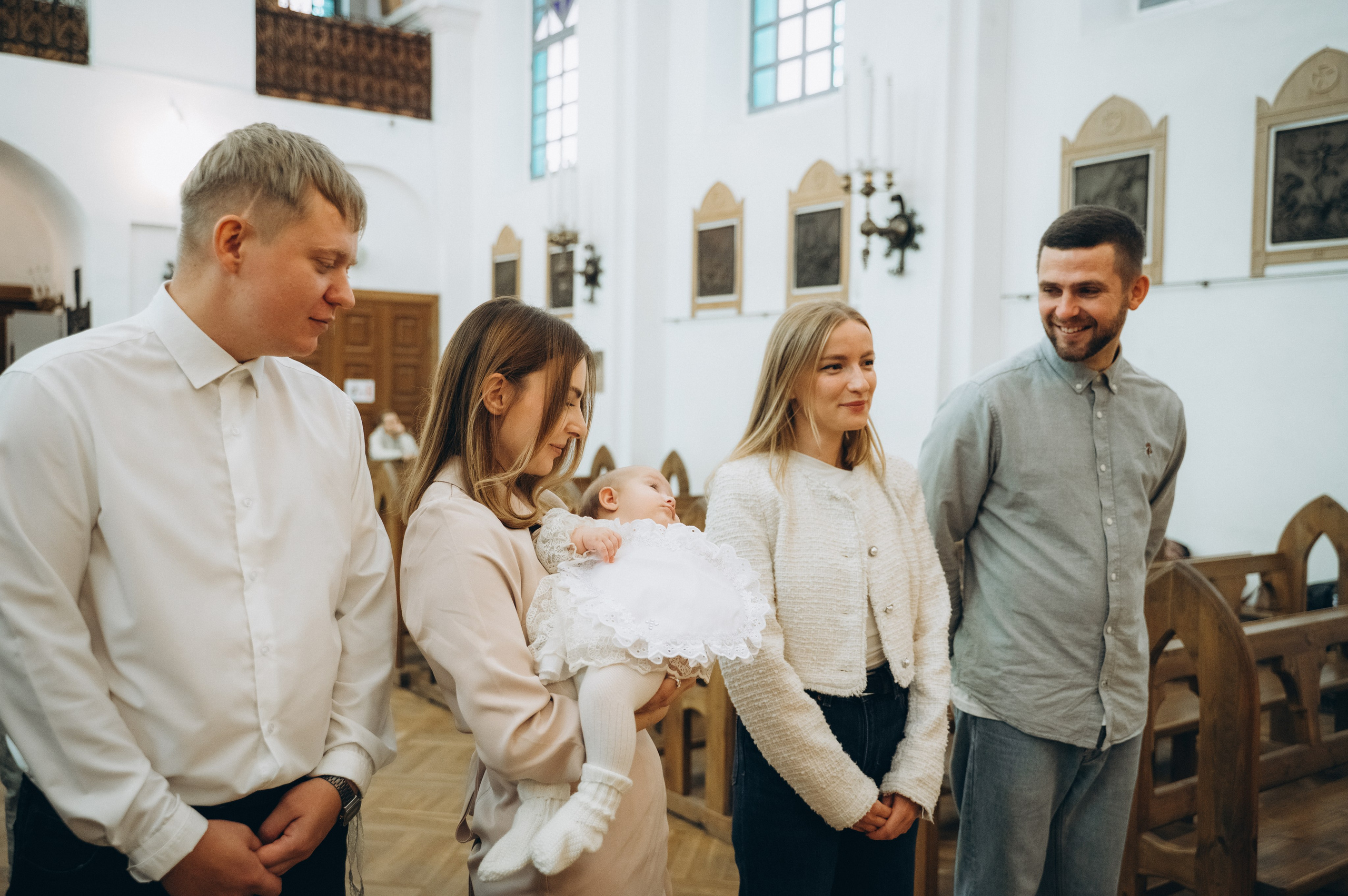 Крещение Эмили (Золотогорский костёл Пресвятой Троицы). Семейный фотограф в Минске Дарья Дреко