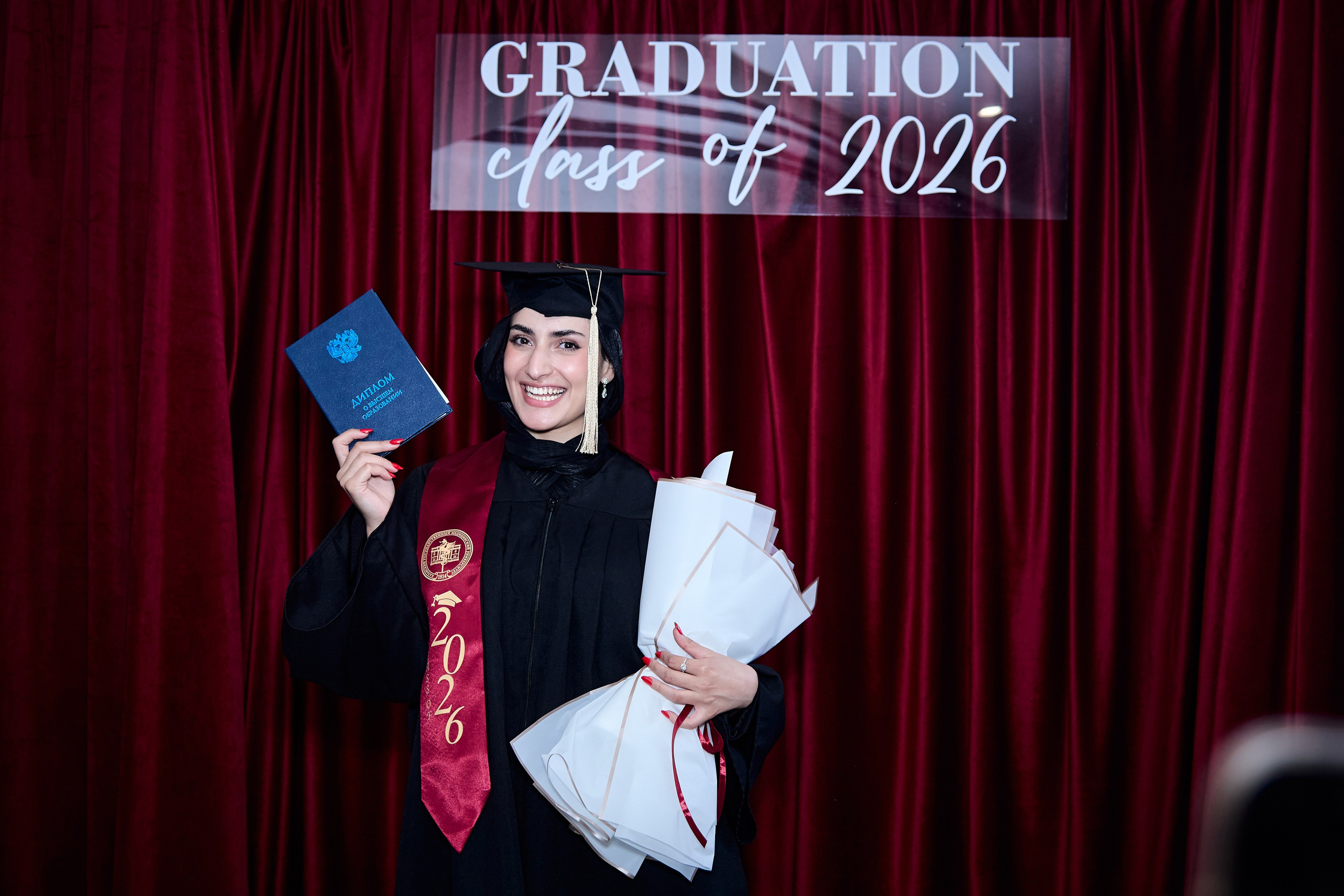Выпускной КГМУ / Graduation 2026. Репортажный и портретный фотограф Казань / Горячих Полина
