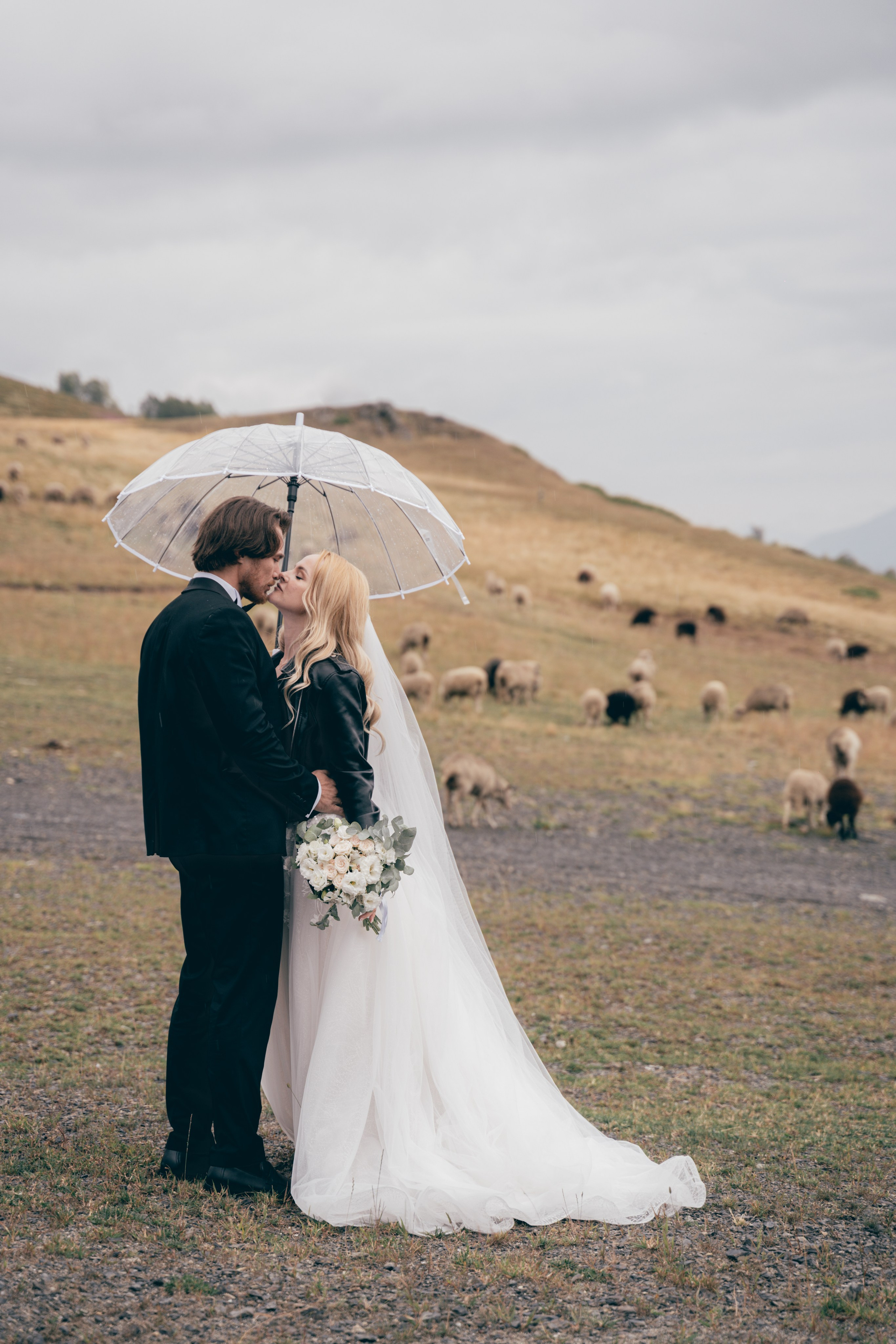 Индивидуальная фотосессия в горах Фотограф КМВ Пятигорск, Железноводск, Ессентуки, Кисловодск Архыз Домбай Горы. Фотограф КМВ|ГОРЫ Пятигорск Железноводск Ессентуки Кисловодск Домбай Архыз Эльбрус